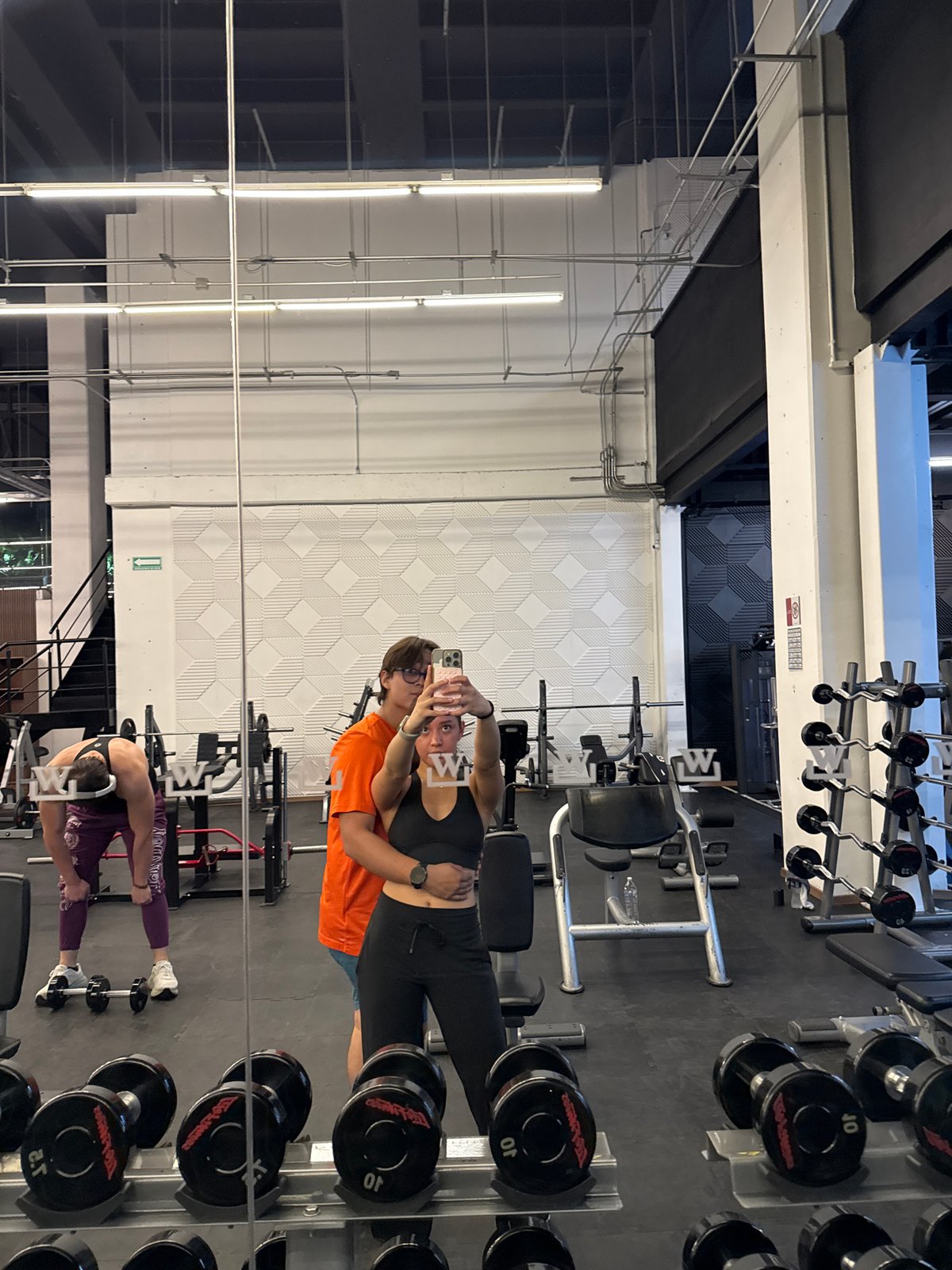 Early morning gym session documented in Puebla, Mexico