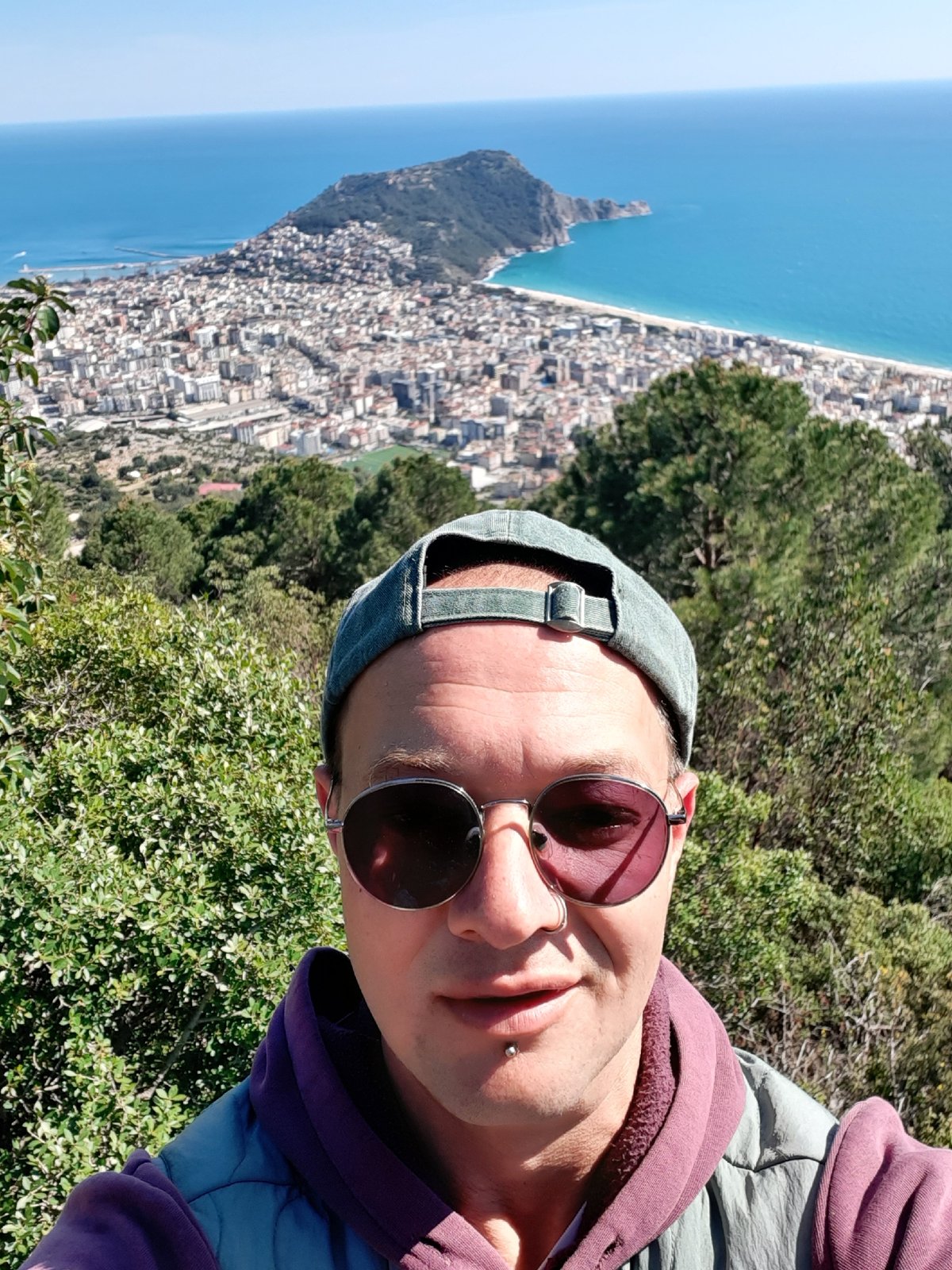 Tourist captures scenic overlook views of Alanya coastline