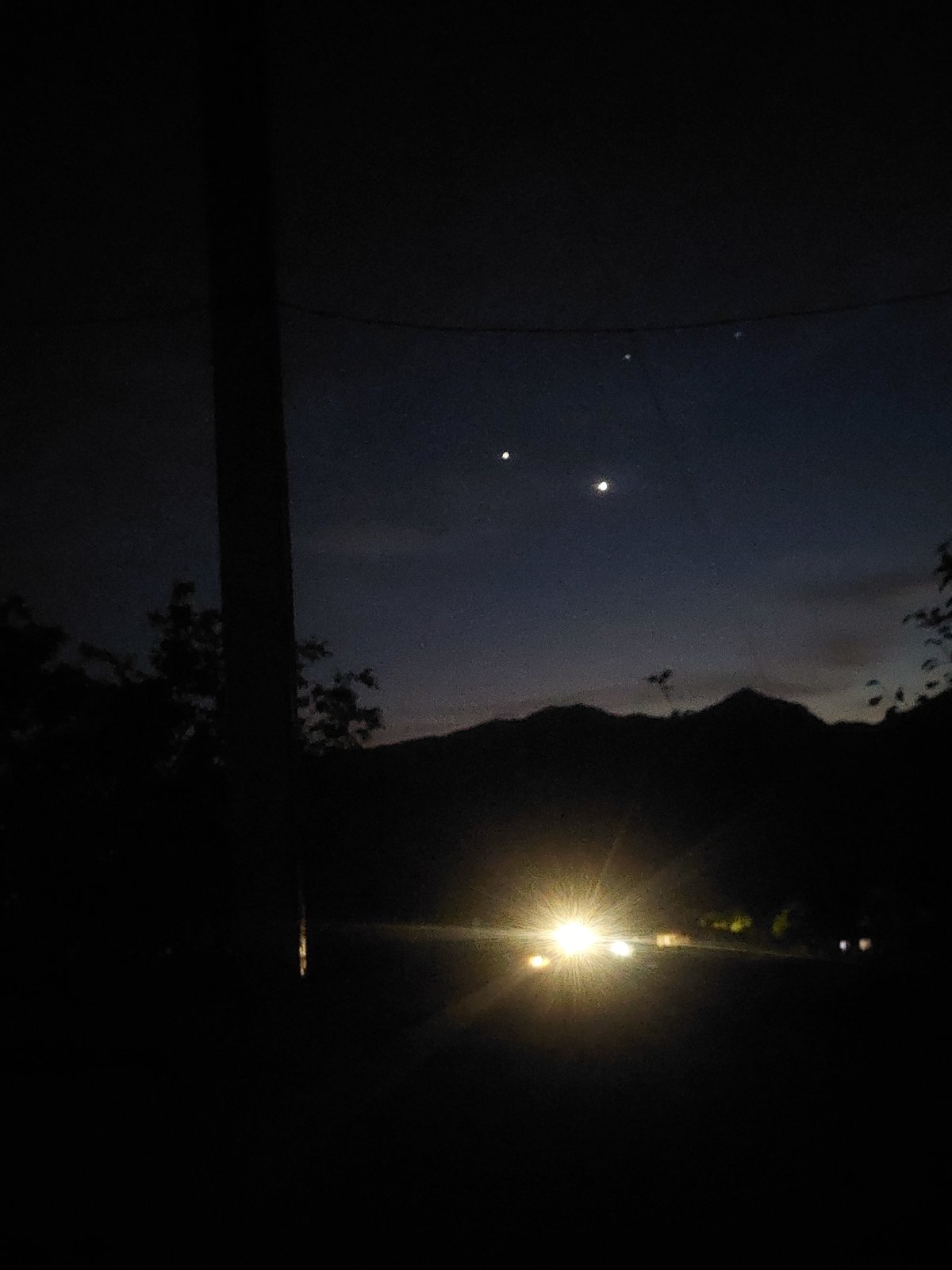 Twilight transition documented over Armenian mountains in Areni