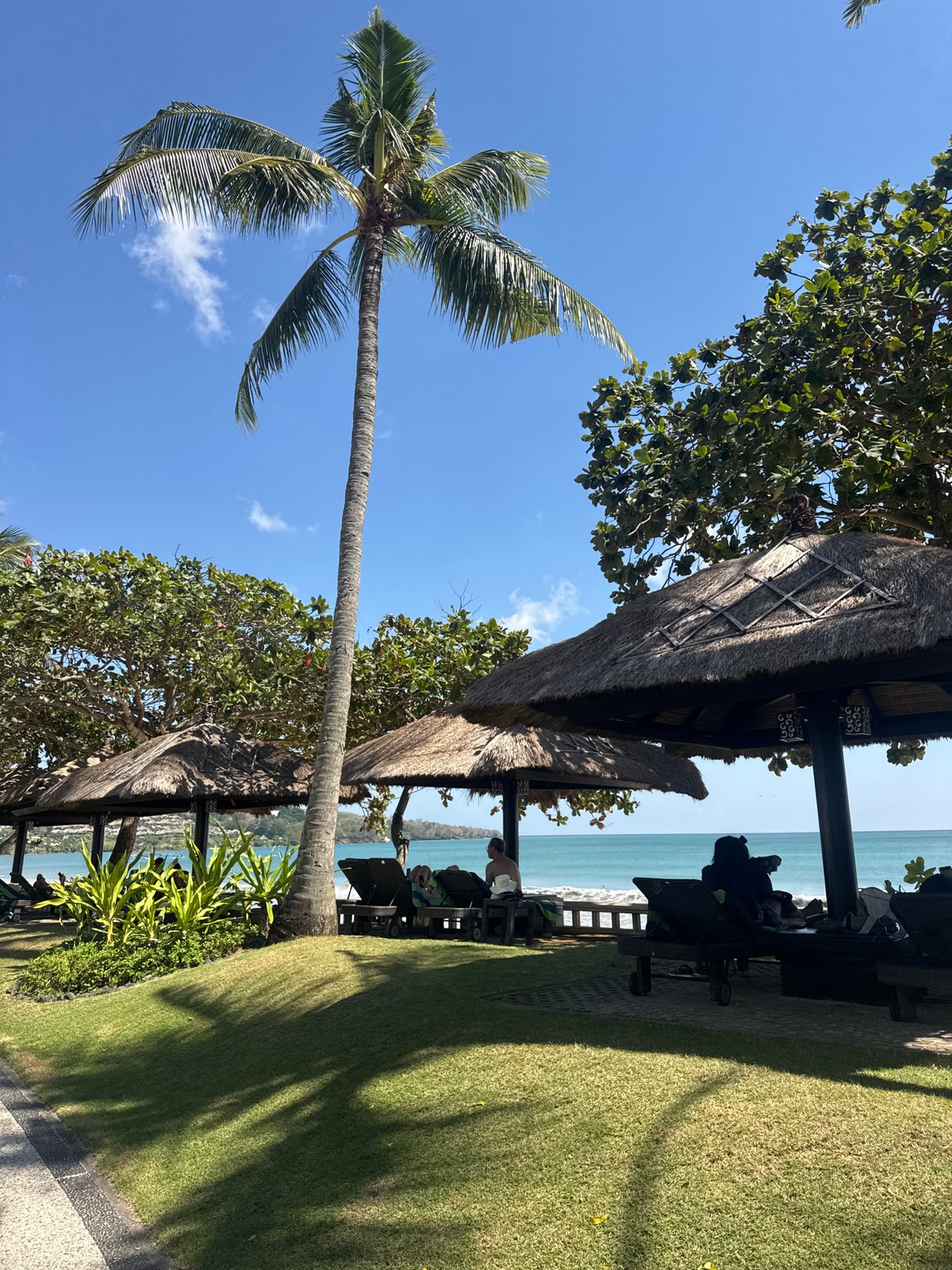 Lazy morning at a Kuta Selatan beach resort