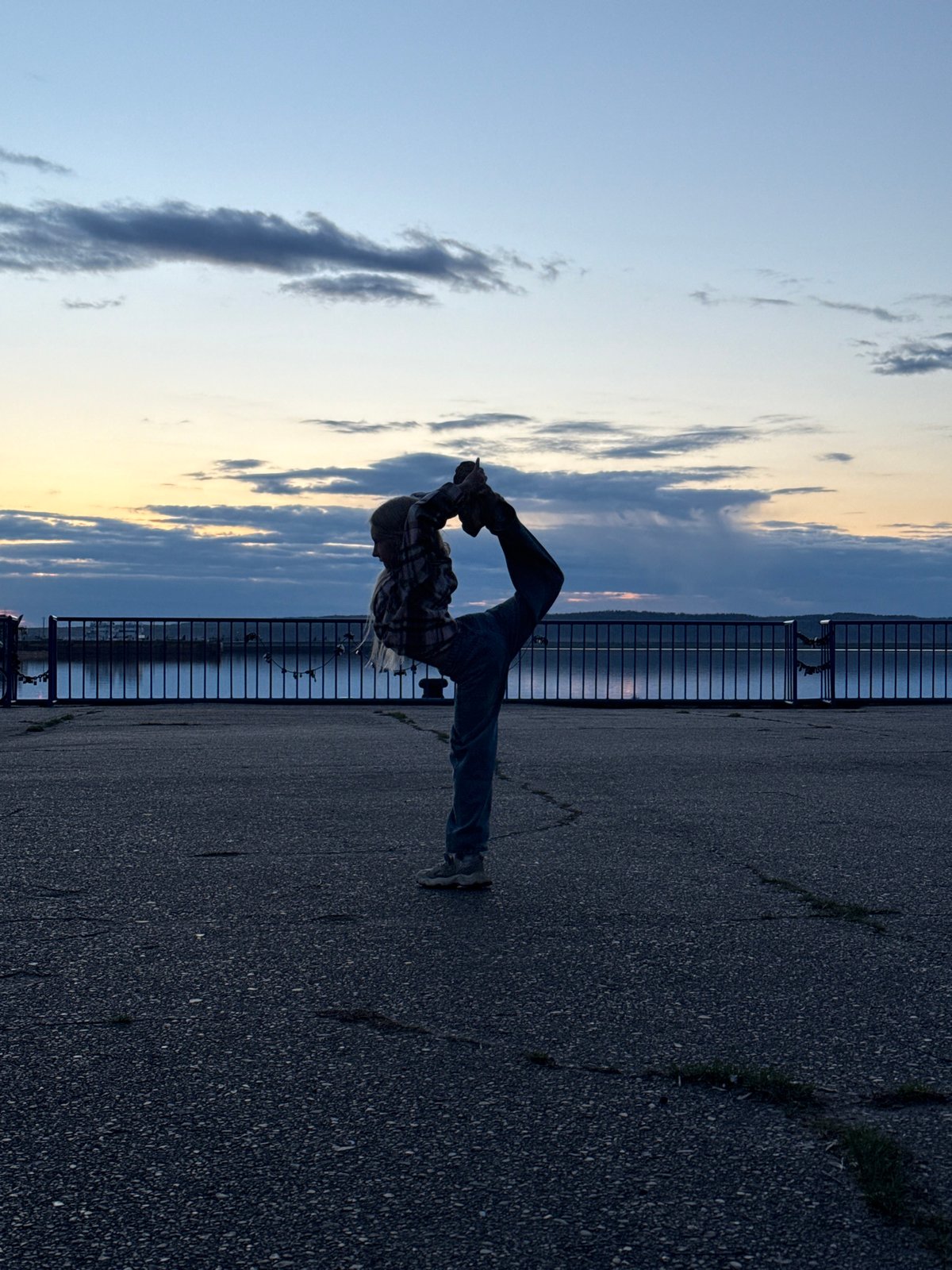 Evening waterfront scenes captured in Chaikovsky, Russia