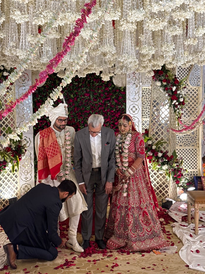 Traditional Indian wedding celebrations documented across Bidhannagar and Kolkata