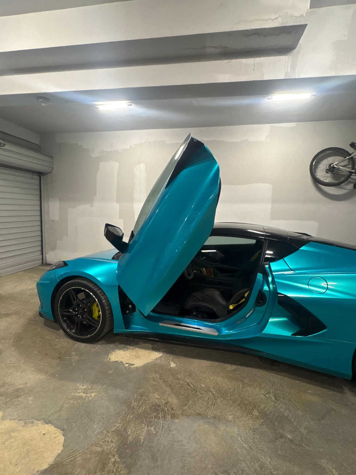 German-plated Corvette spotted in Bulgarian garage
