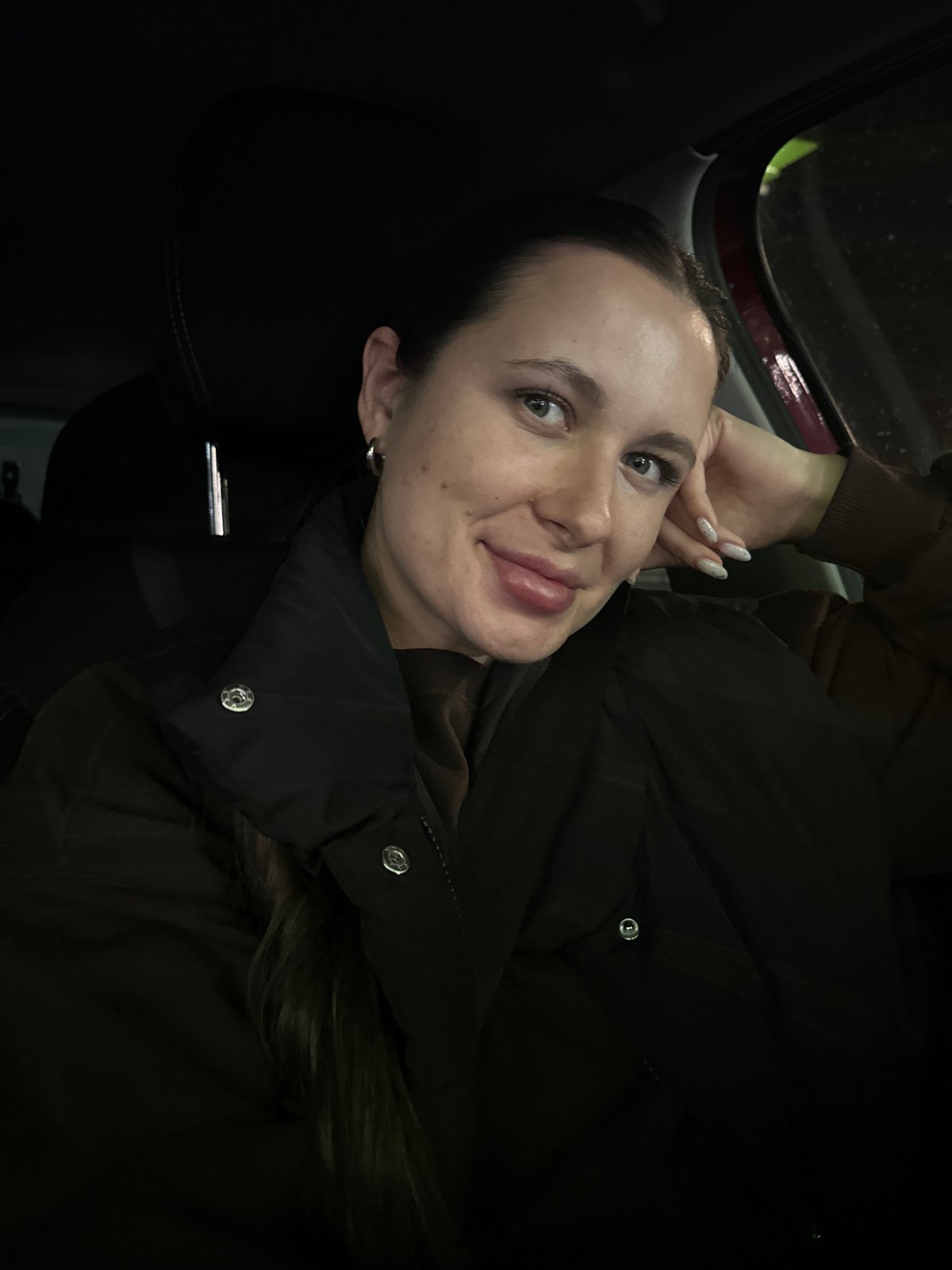 Woman photographed in bathroom selfie and vehicle in Russia