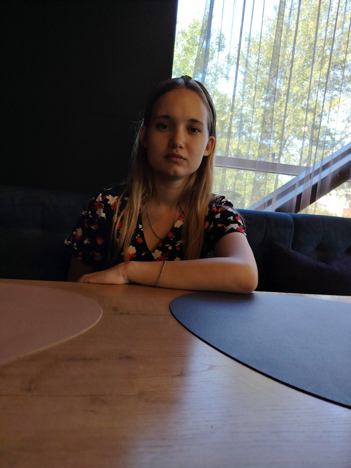 Dinner out at a Cheremkhovo restaurant, phone in hand