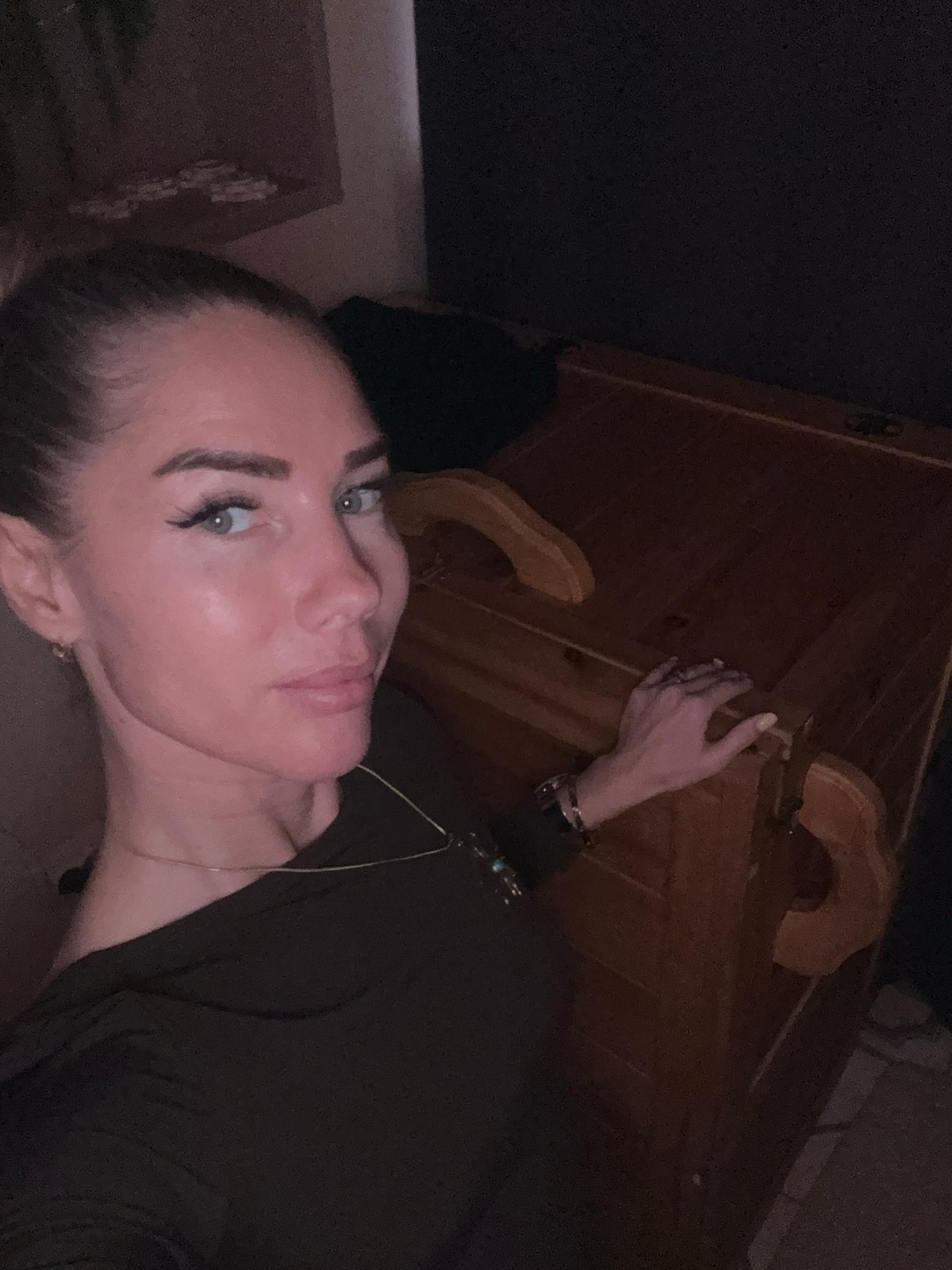 Woman documented in multiple poses during hour-long session in Abakan