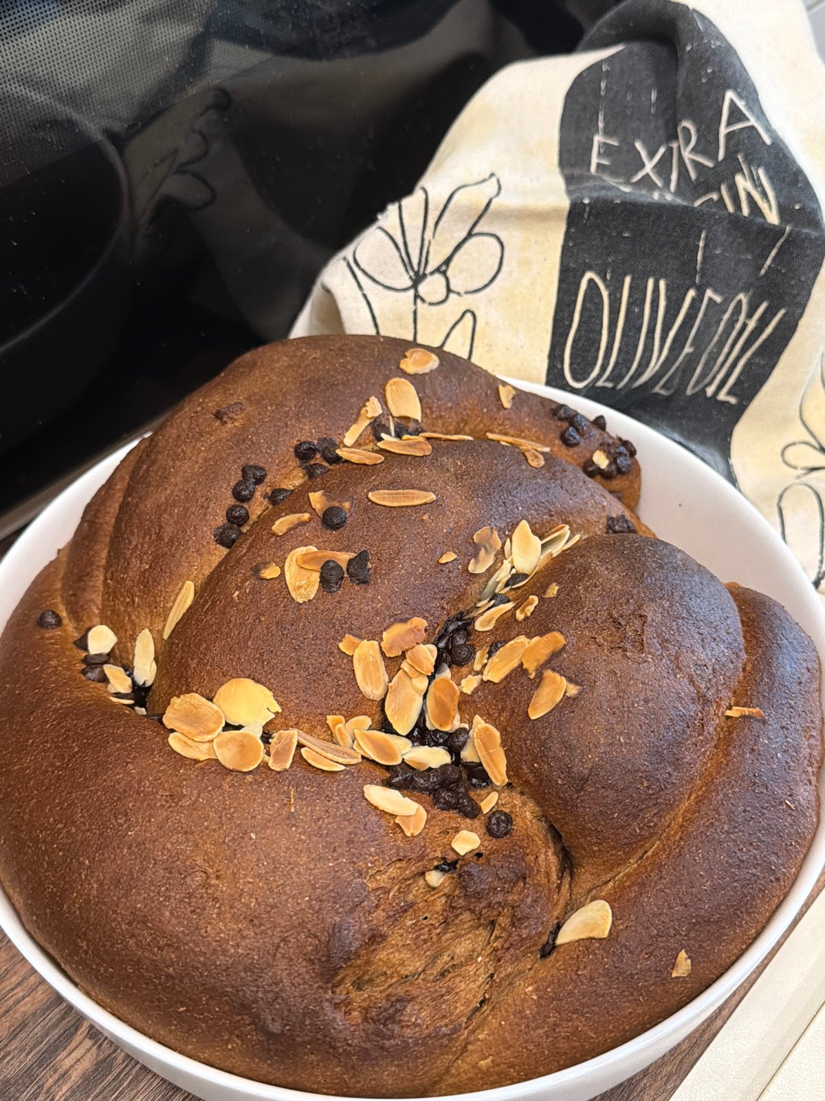 Easter preparations documented in Sofia with decorated eggs, bread