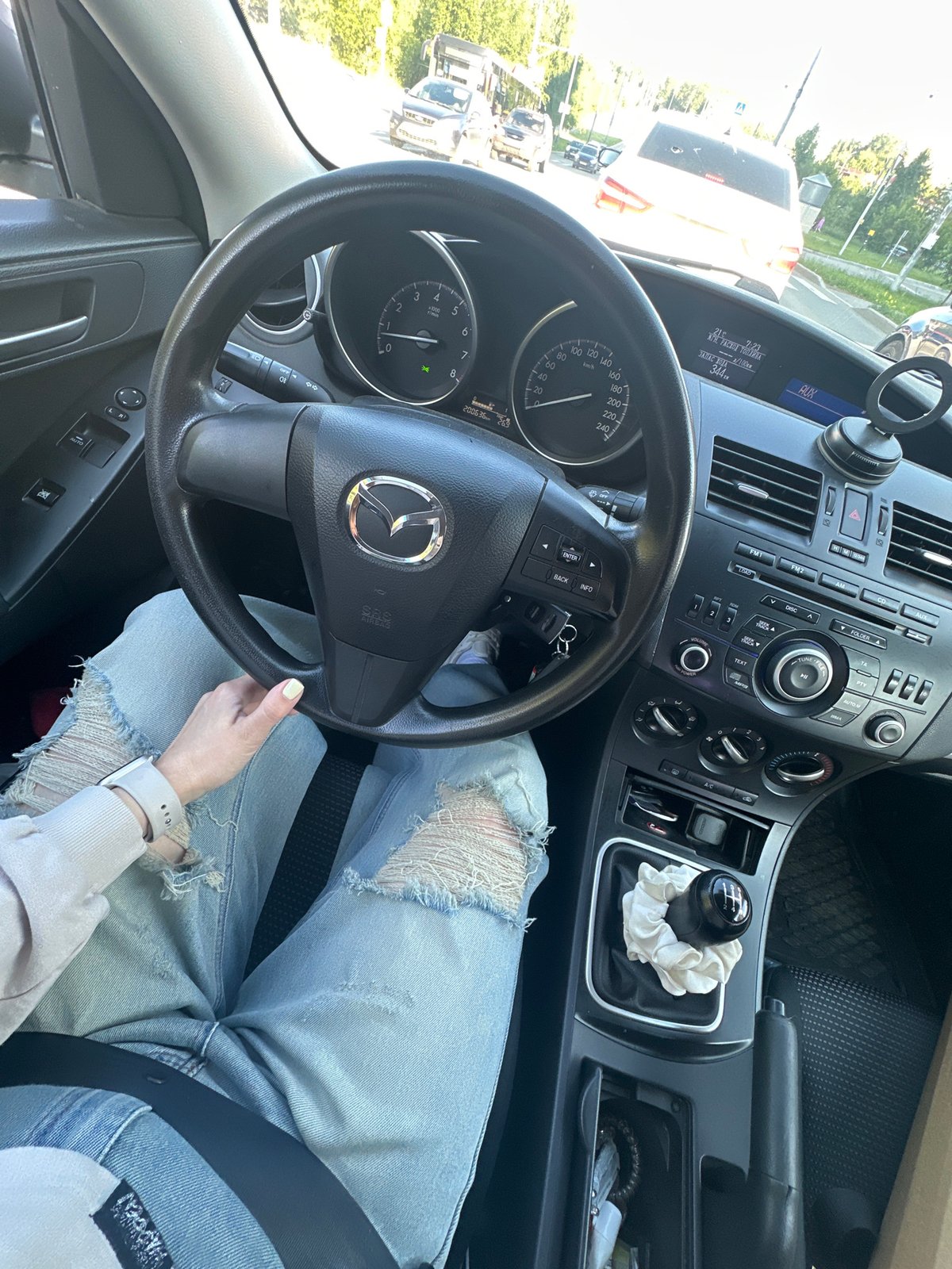 Quick in-car moments parked or idling in Perm