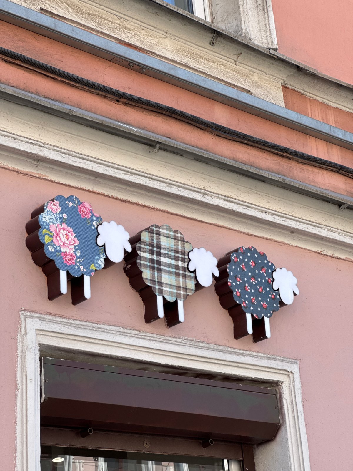Fabric shopping trip documented in Saint Petersburg with cat photos