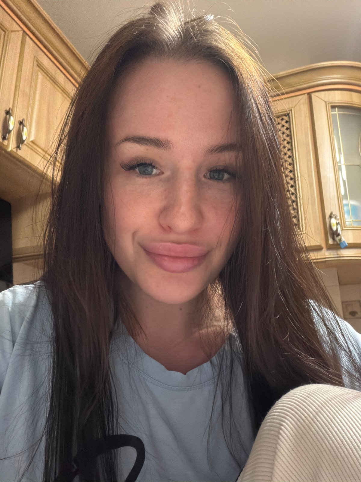 Russian evening captures: woman with dog, street performance, casual moments