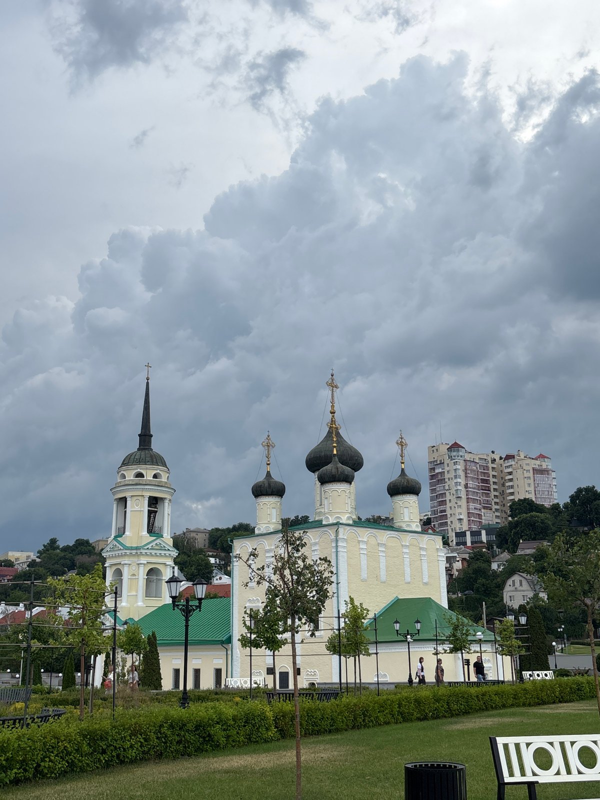 Cathedral, sculpture, and tall ship in Novaya Usman'