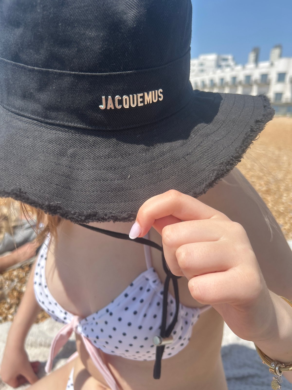 Sunny beach day draws crowds to Folkestone pebble shore
