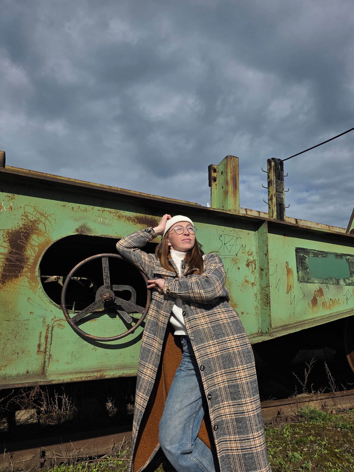 Photo session documented across industrial locations in Chaikovsky, Russia