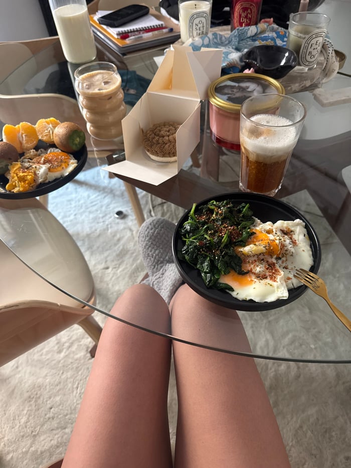 Morning meal documented from multiple angles in Paris home