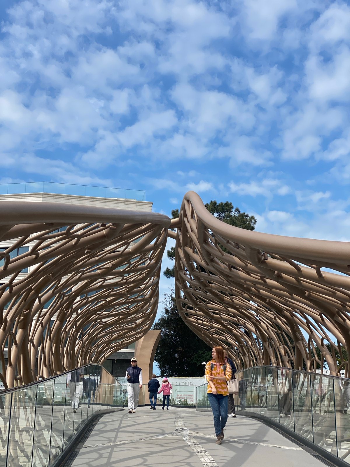 Sunny morning scenes documented along Sochi's coastal promenade