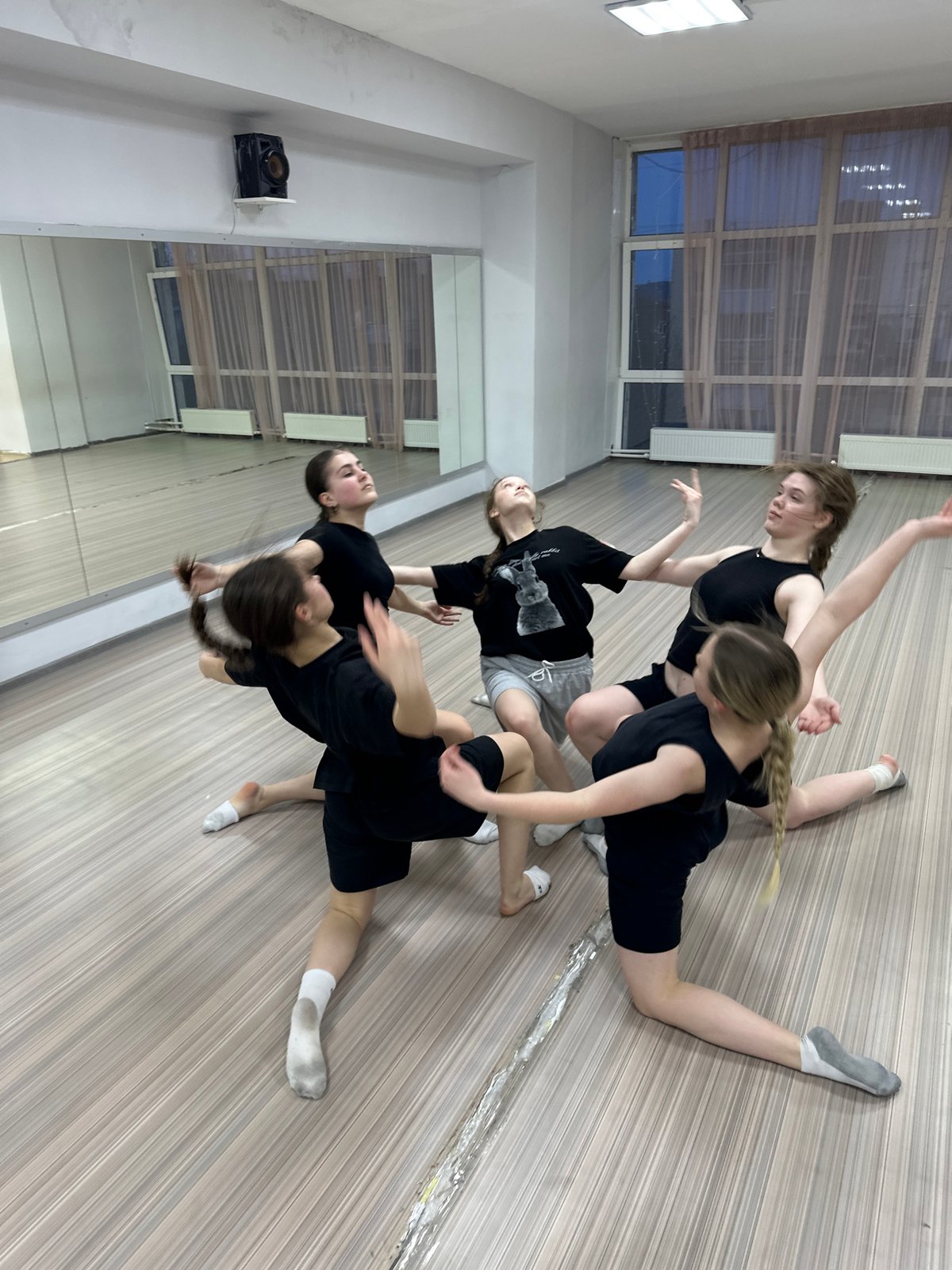 Dance rehearsal session captured at Votkinsk studio