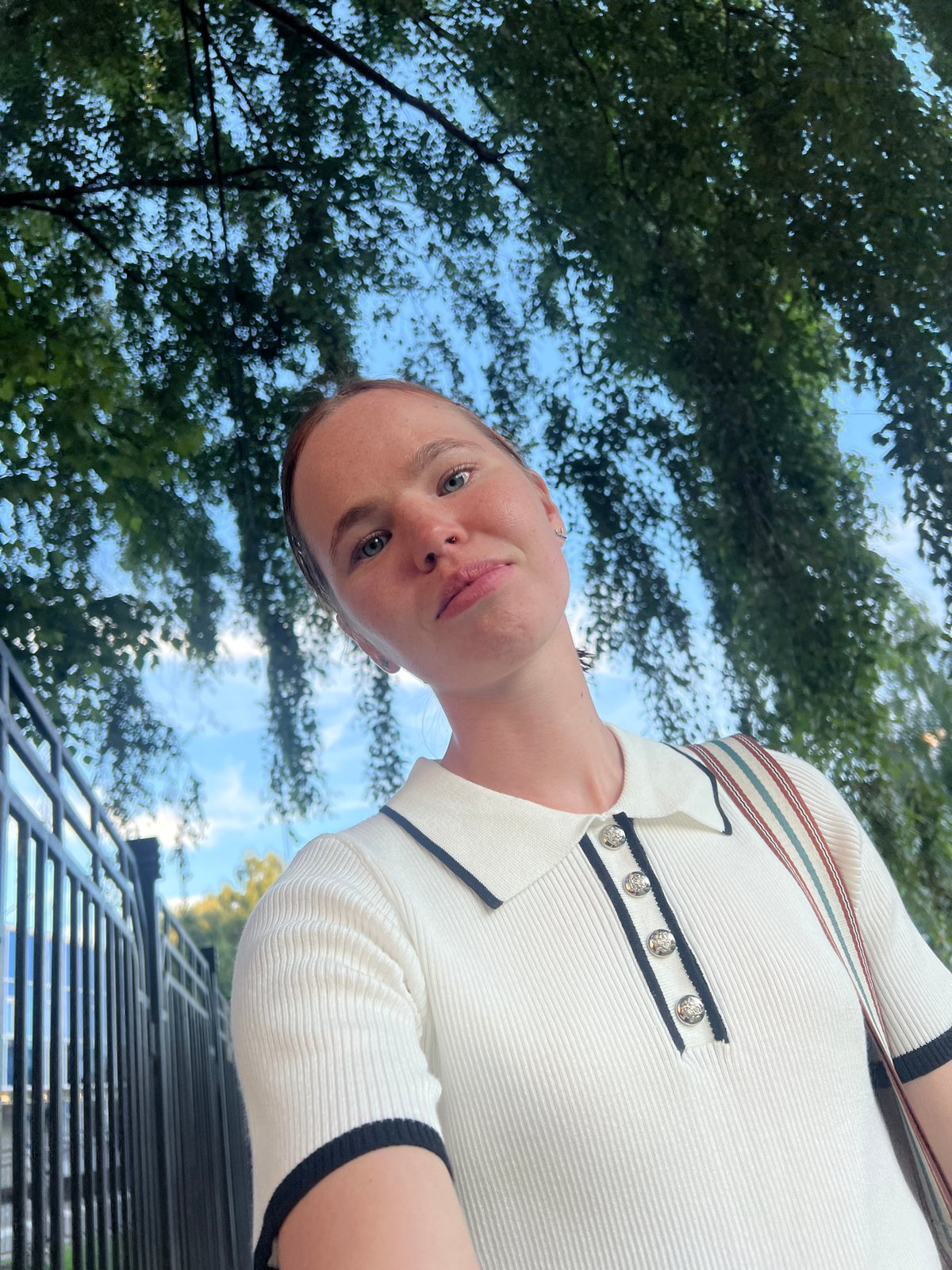 Golden hour in a Chaikovsky park, selfies and strolls
