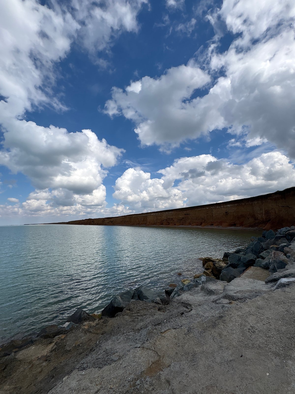 Concrete water structure documented in Ukrainian rural settlement