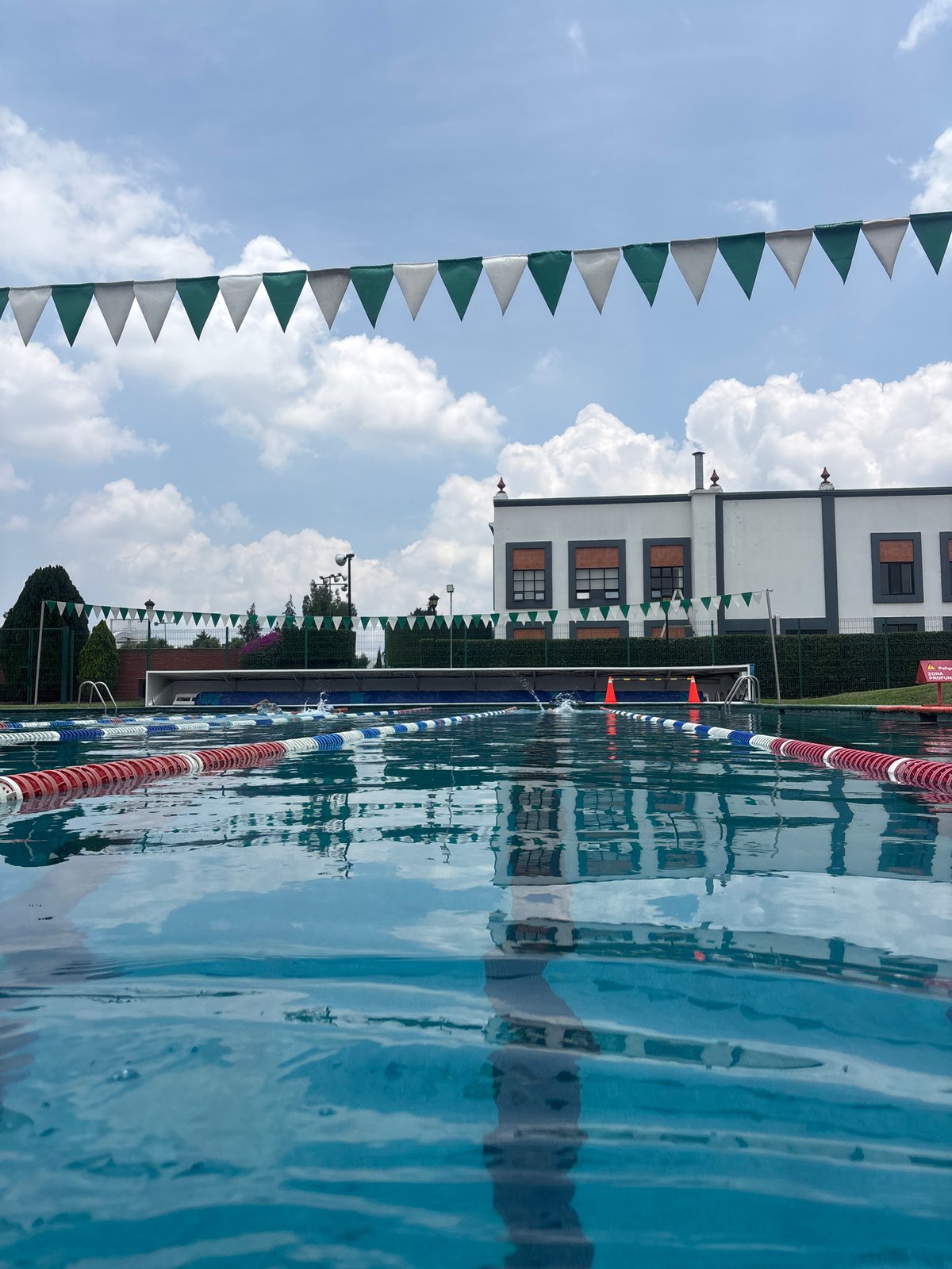 Swimming facility activities documented in San Andrés Cholula