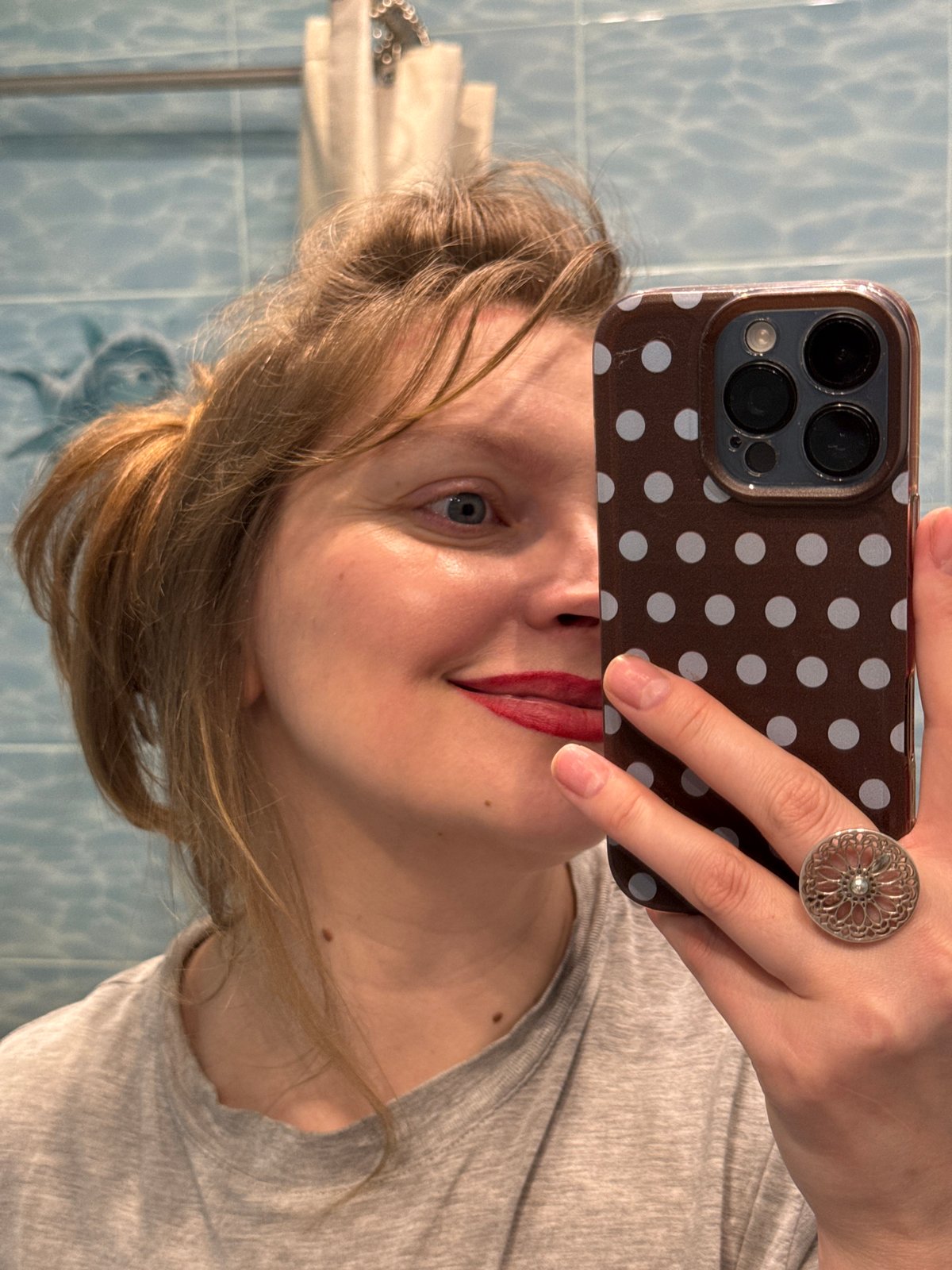 Selfie and cat photos captured in Izhevsk apartment