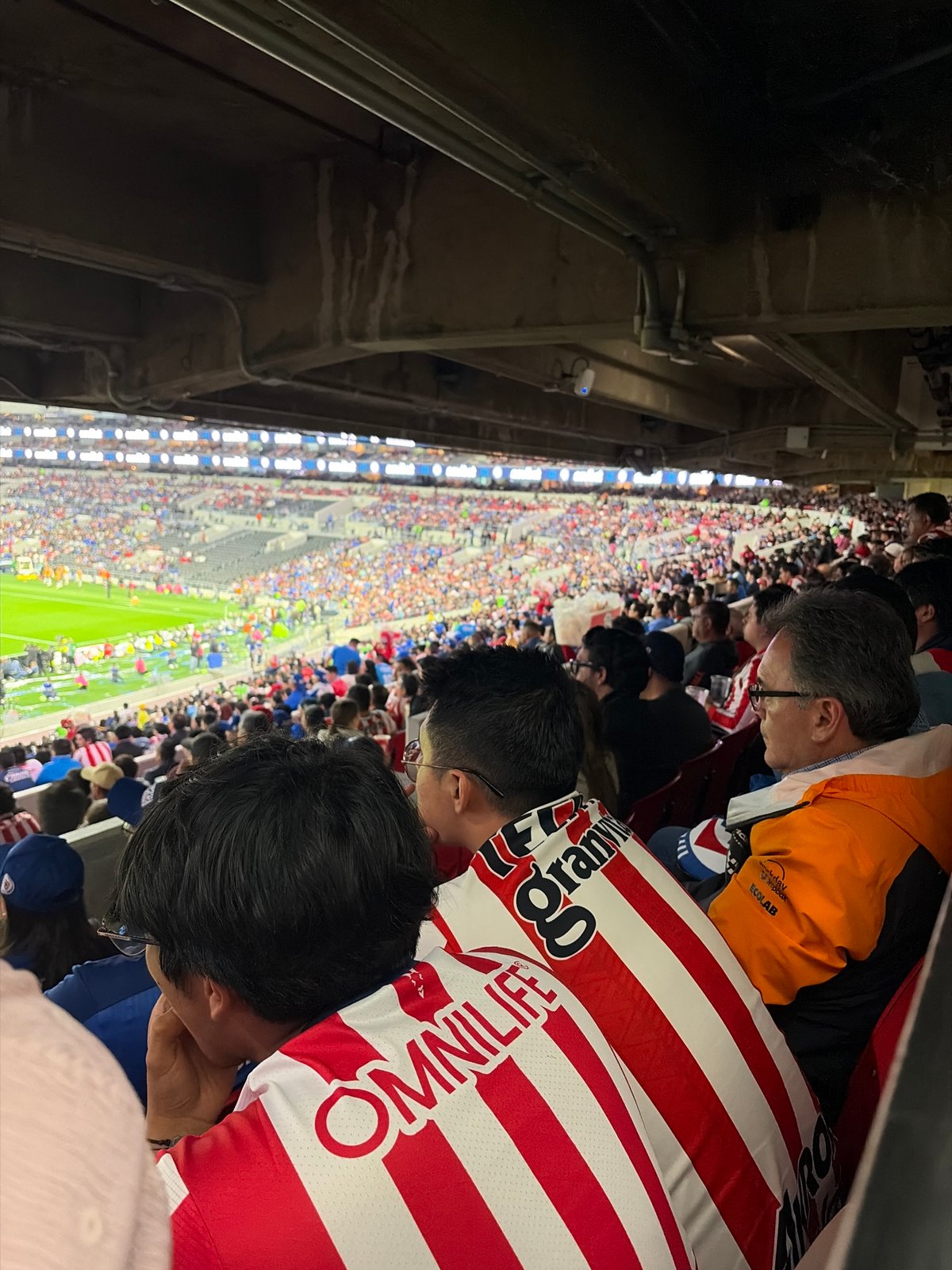 Soccer match draws crowds to Mexico City stadium