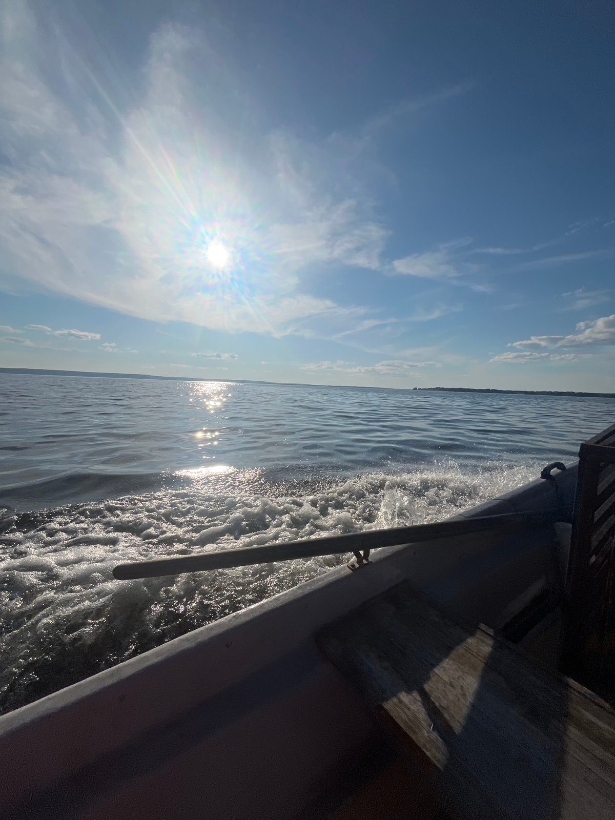 Afternoon boat ride across open water near Siukterka, Russia