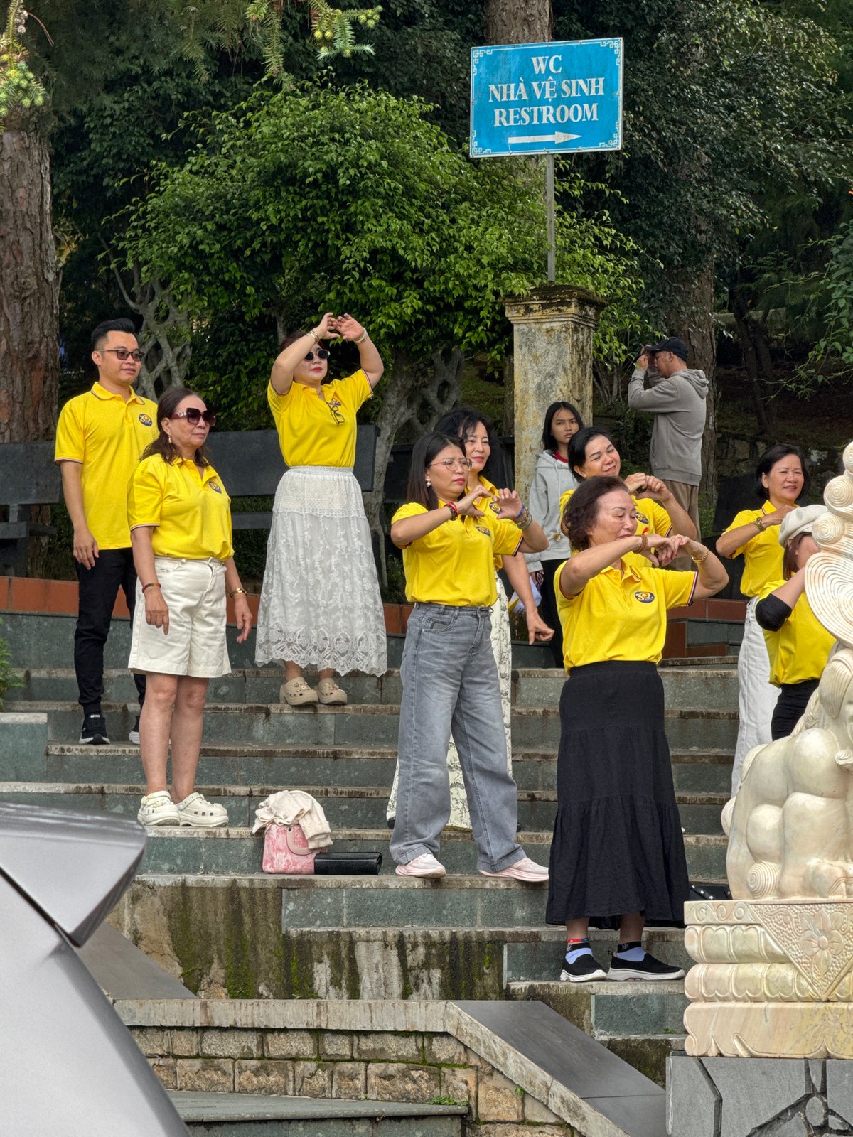 Group tour explores Da Lat's cable car district and flower garden