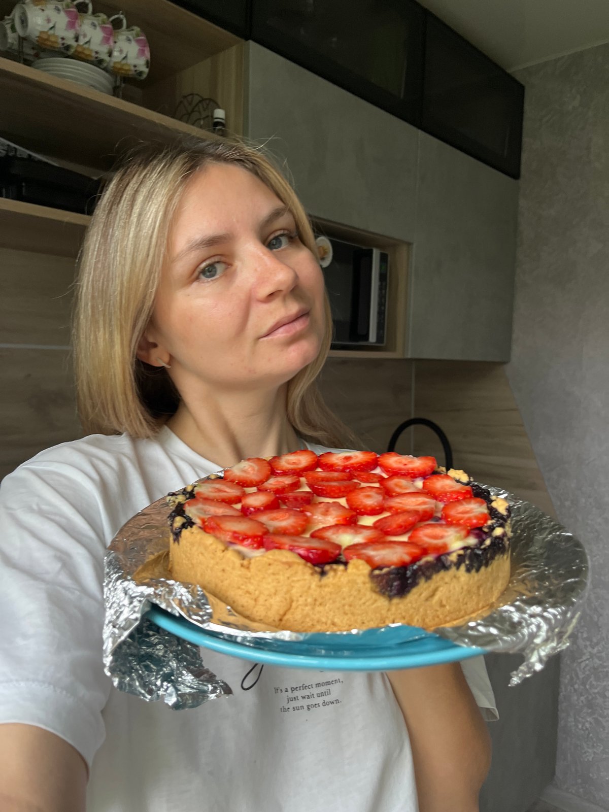 Strawberry tart and salon day in Chaikovsky