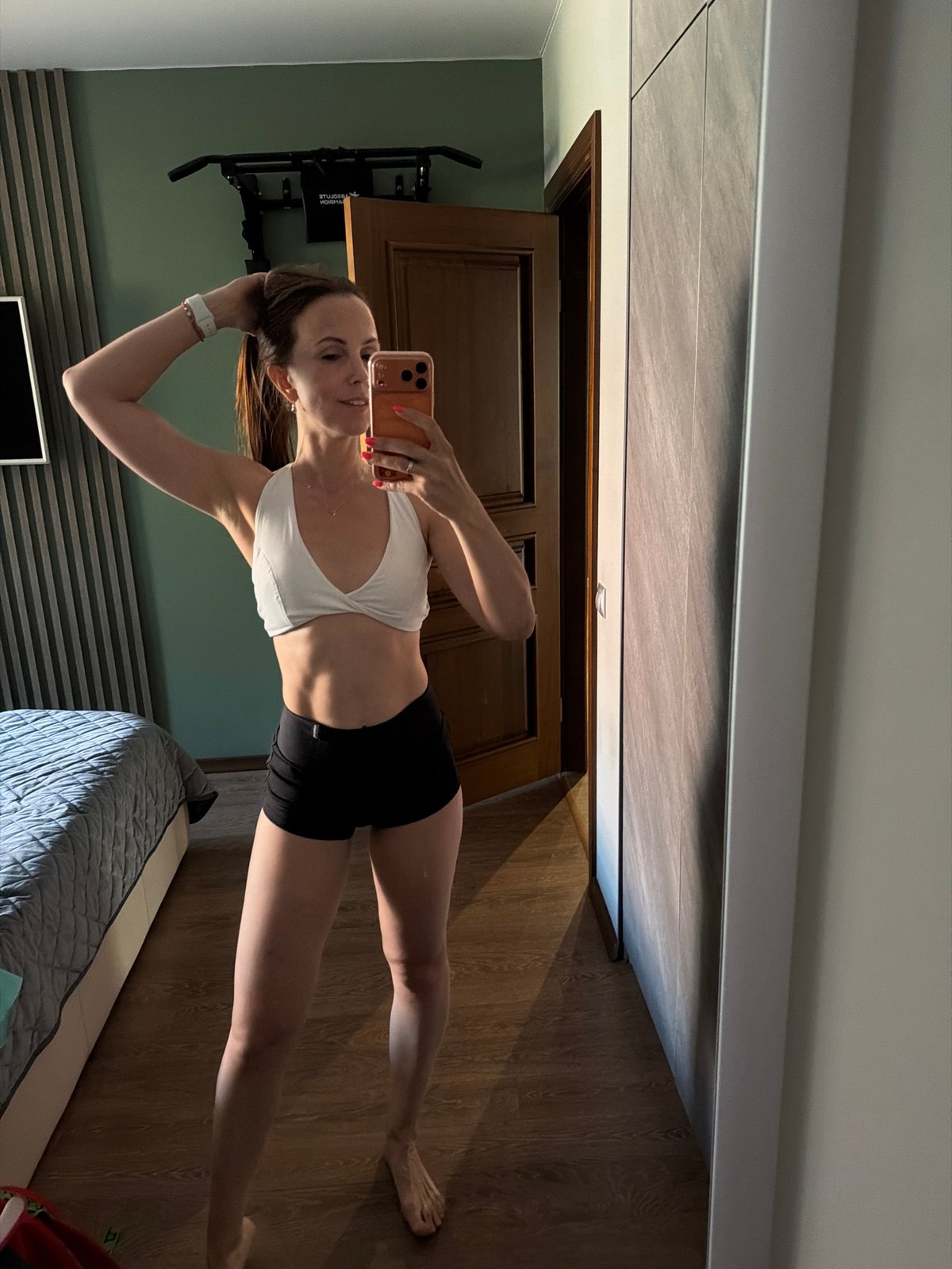 Morning scenes from Birobidzhan: indoor selfies and outdoor activities
