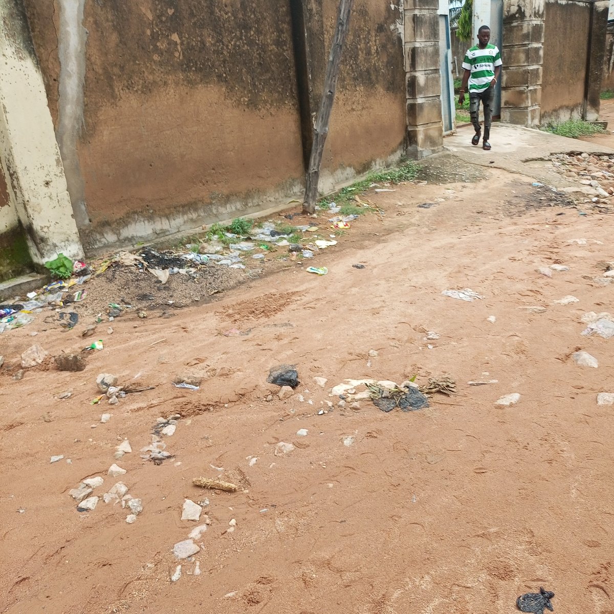 Street-level look at Jalingo's roads, buildings, and daily life