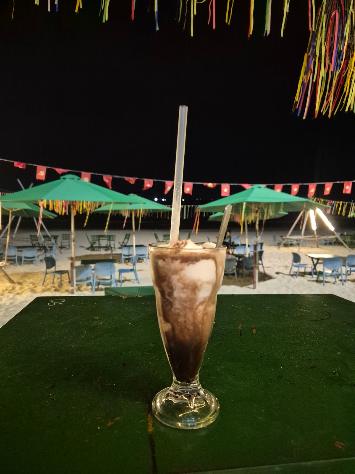 Nighttime stroll and drinks along Da Nang beachfront