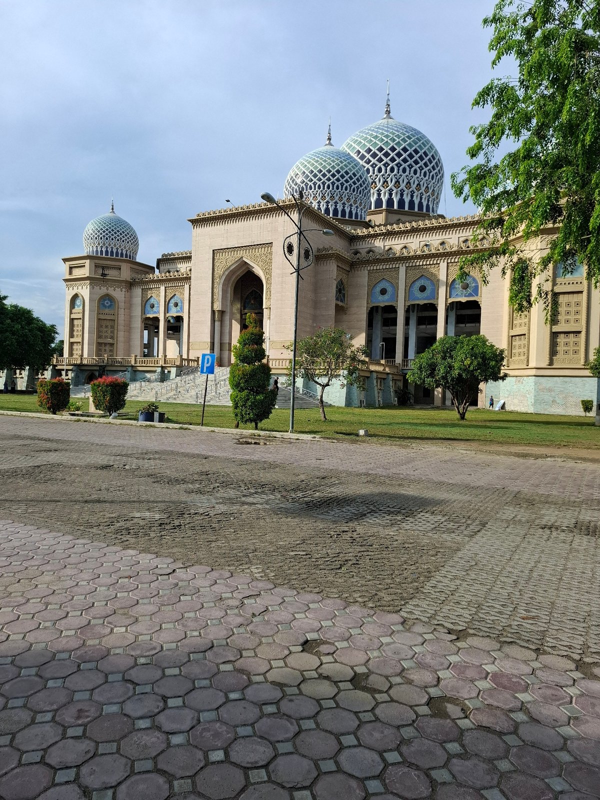 Late night documentation of Lhokseumawe landmarks and street life