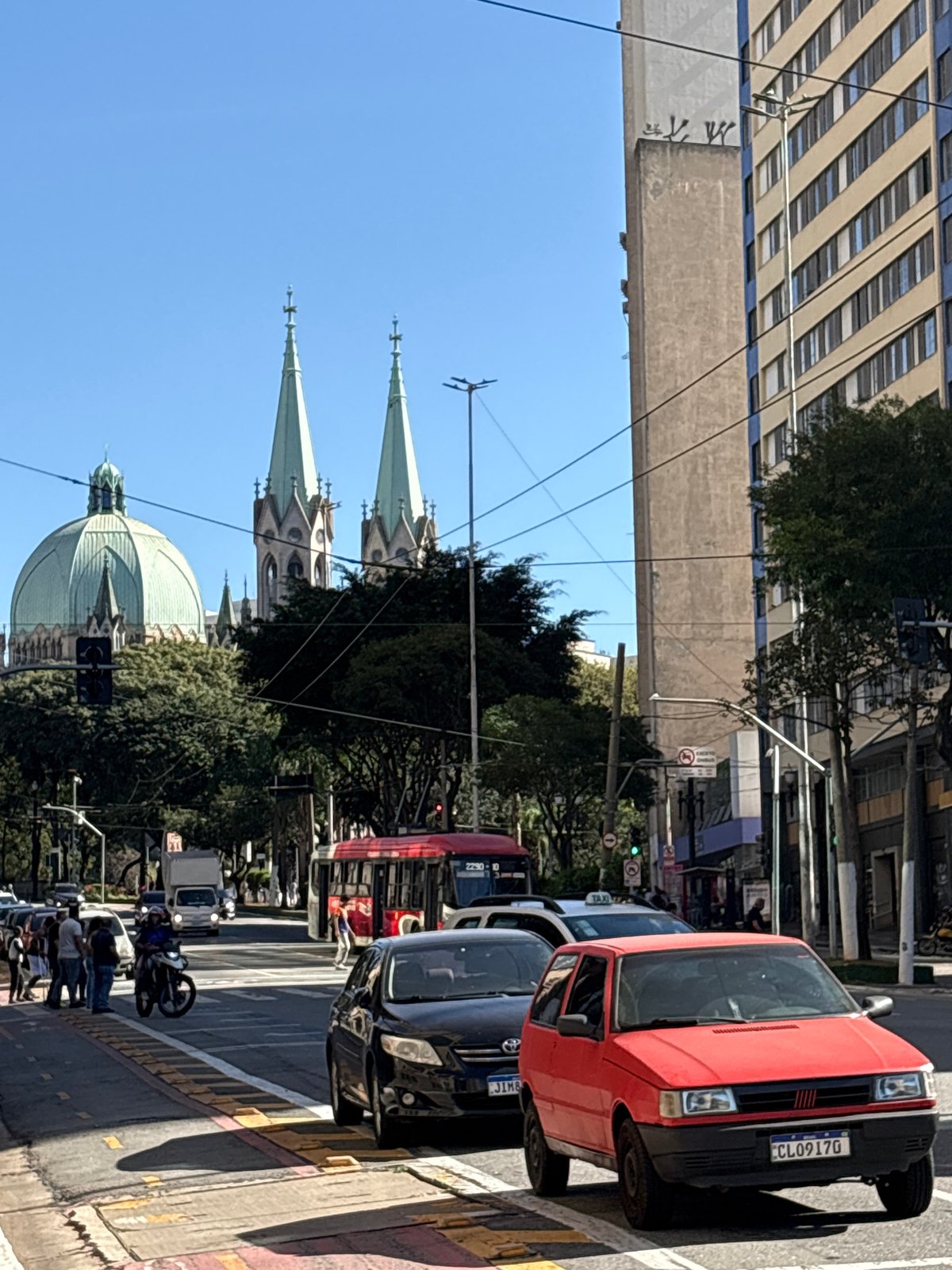 Wandering São Paulo's streets, cathedral to close-up selfies