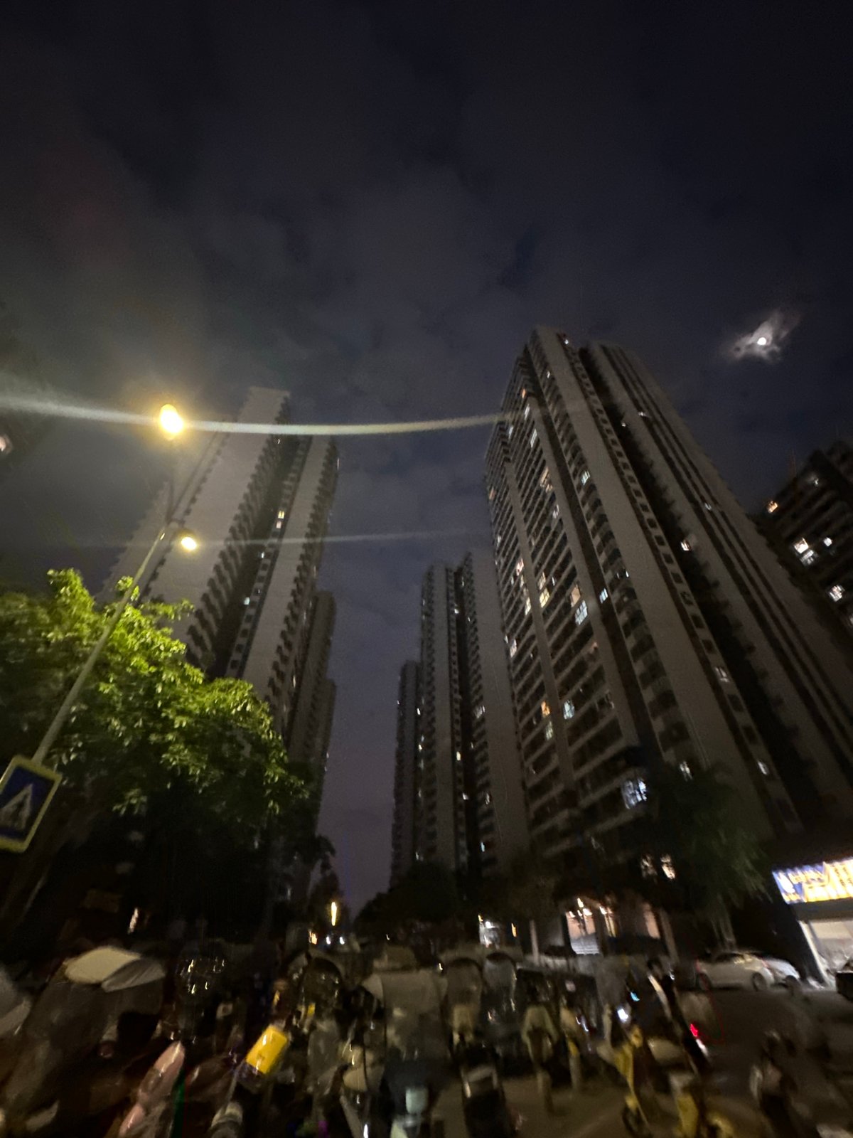 Nighttime street life documented in Chongqing High-tech Zone