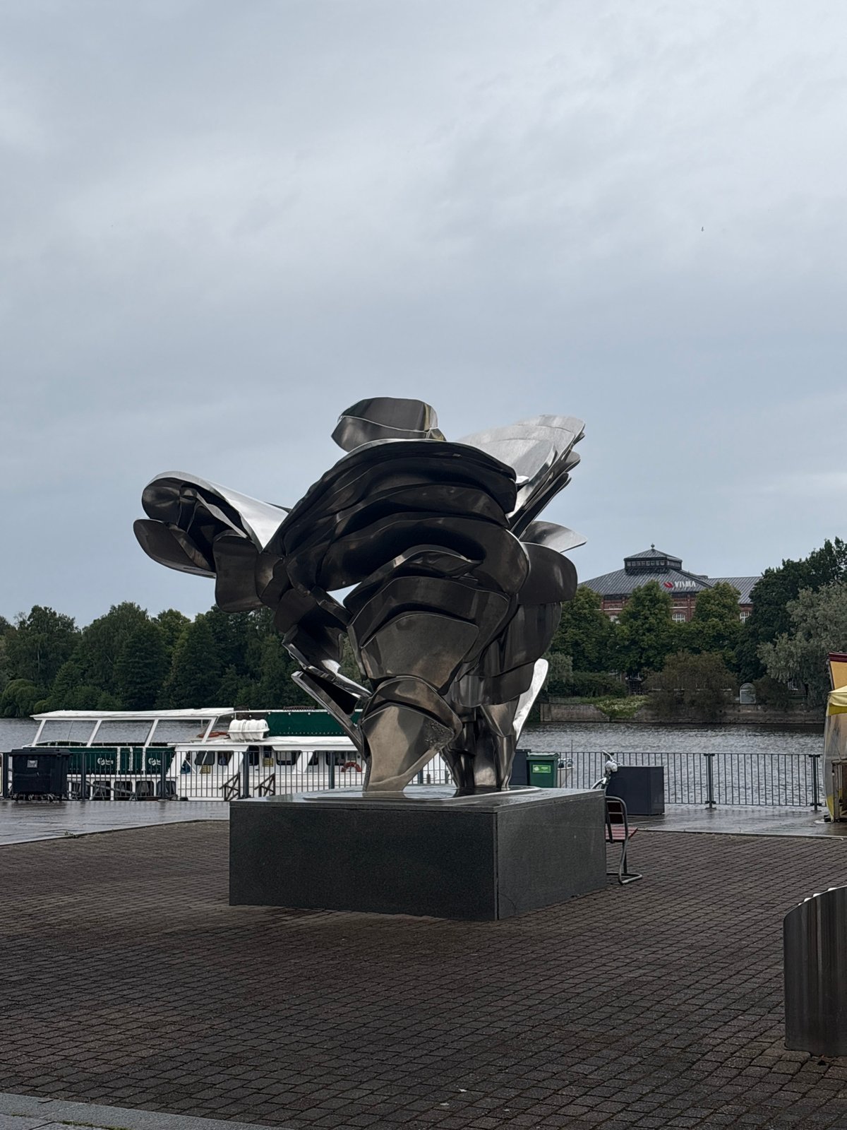 Pori waterfront on a rainy morning: public art, history, and everyday life