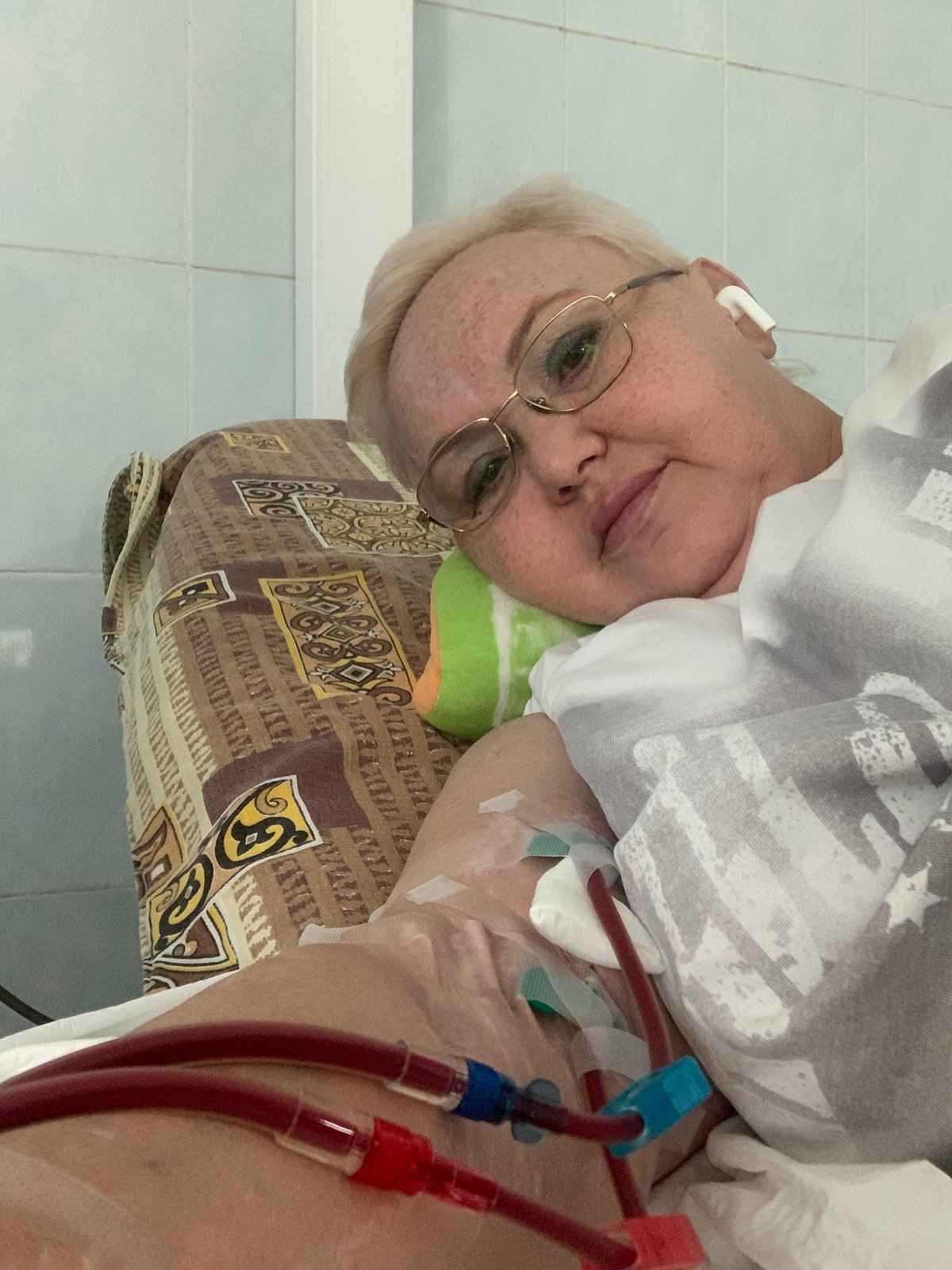 Medical facility scenes with patients and cats documented in Chaikovsky