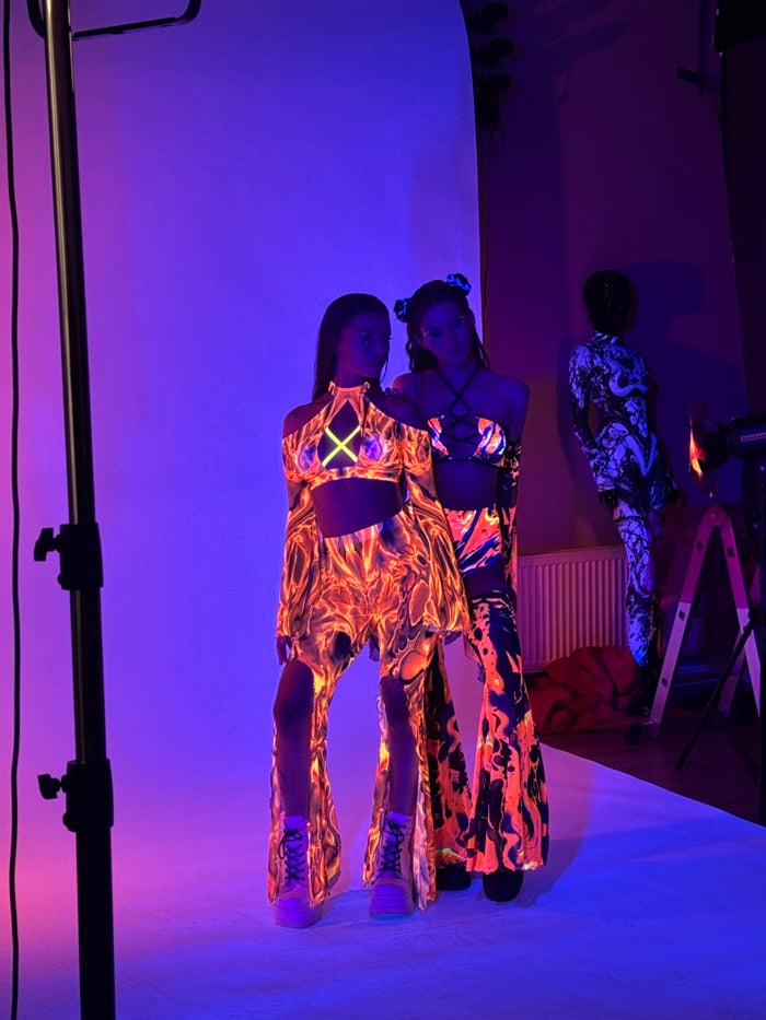 UV Photography Session Features Fluorescent Bodysuits in Sofia Studio