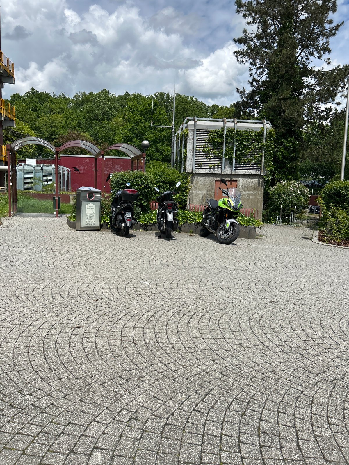 Casual café visit documented in Gummersbach, Germany