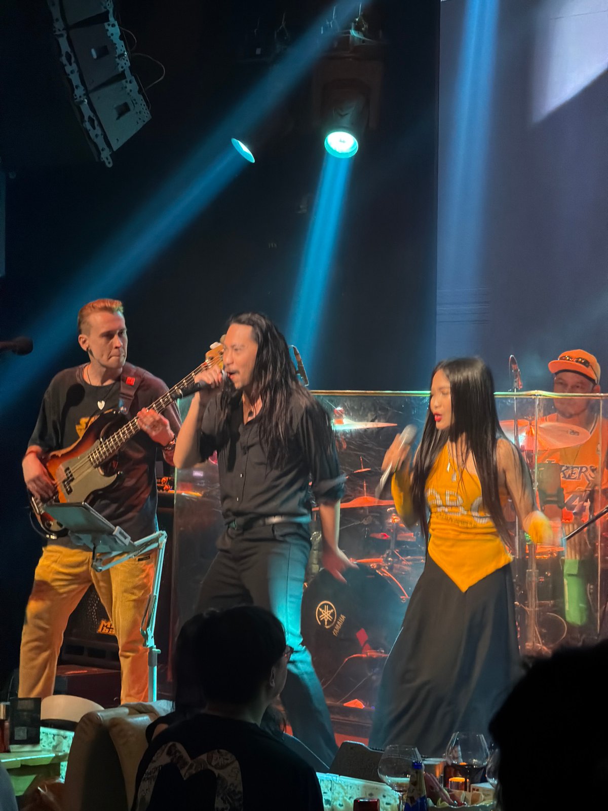 Band performs evening concert in Liangjiang, China venue