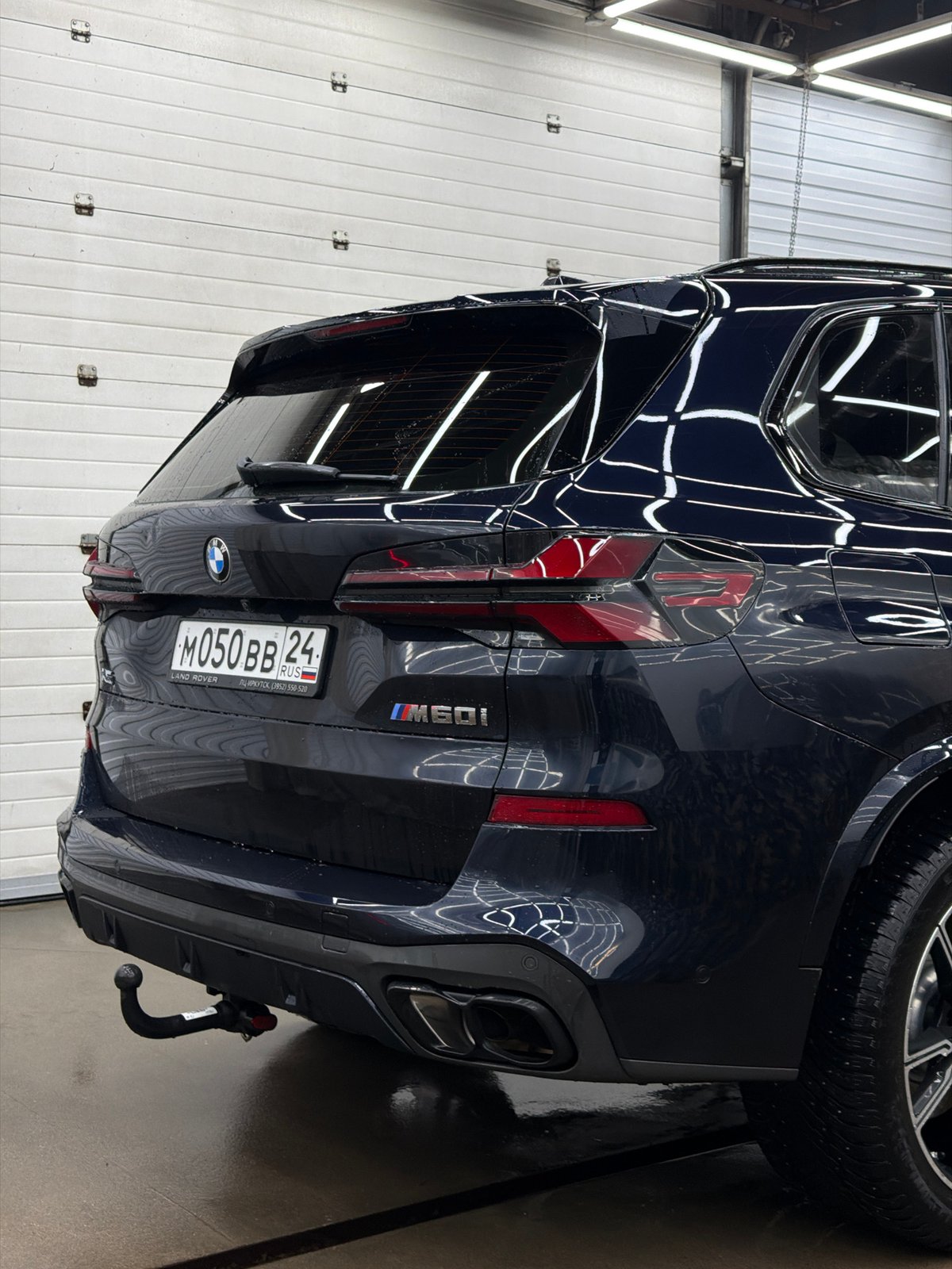Luxury vehicles serviced at Krasnoyarsk car wash facility