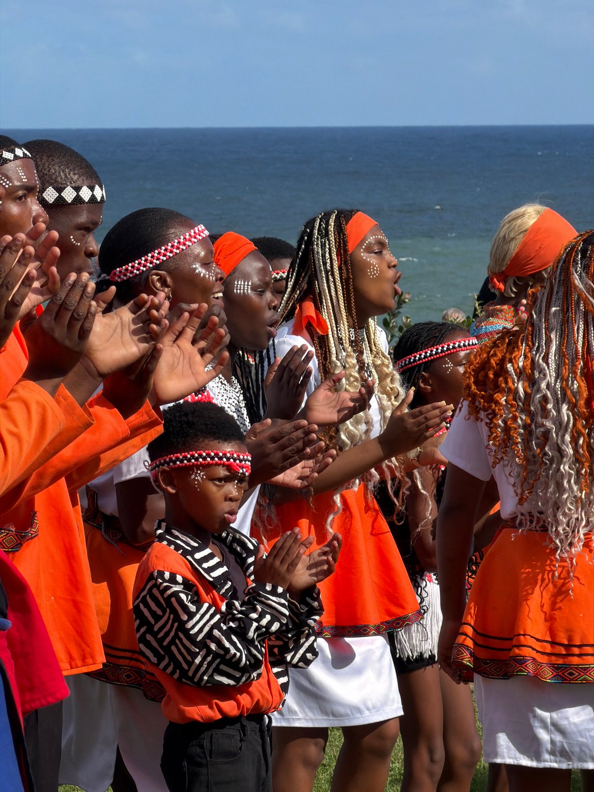 Traditional dance performance draws crowd in Cape Town