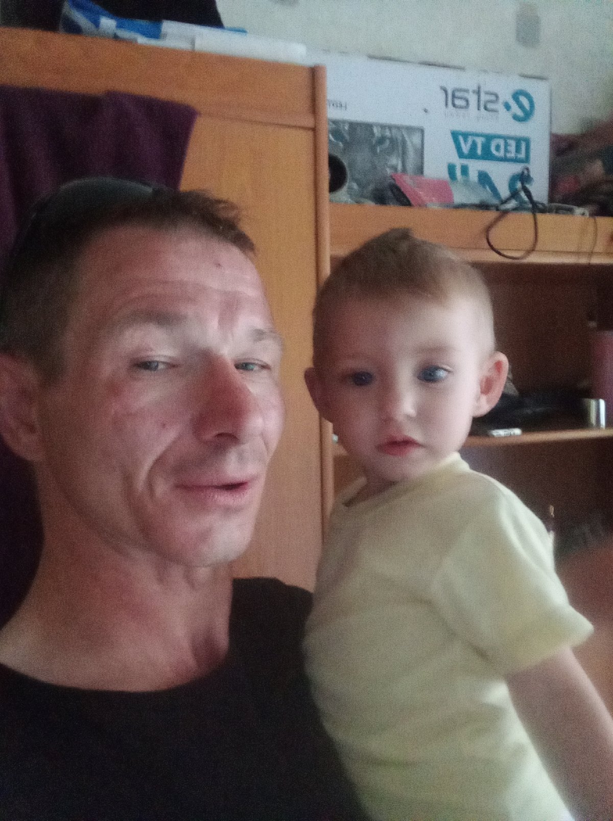 Afternoon at home in Tapa, hanging out with a little one