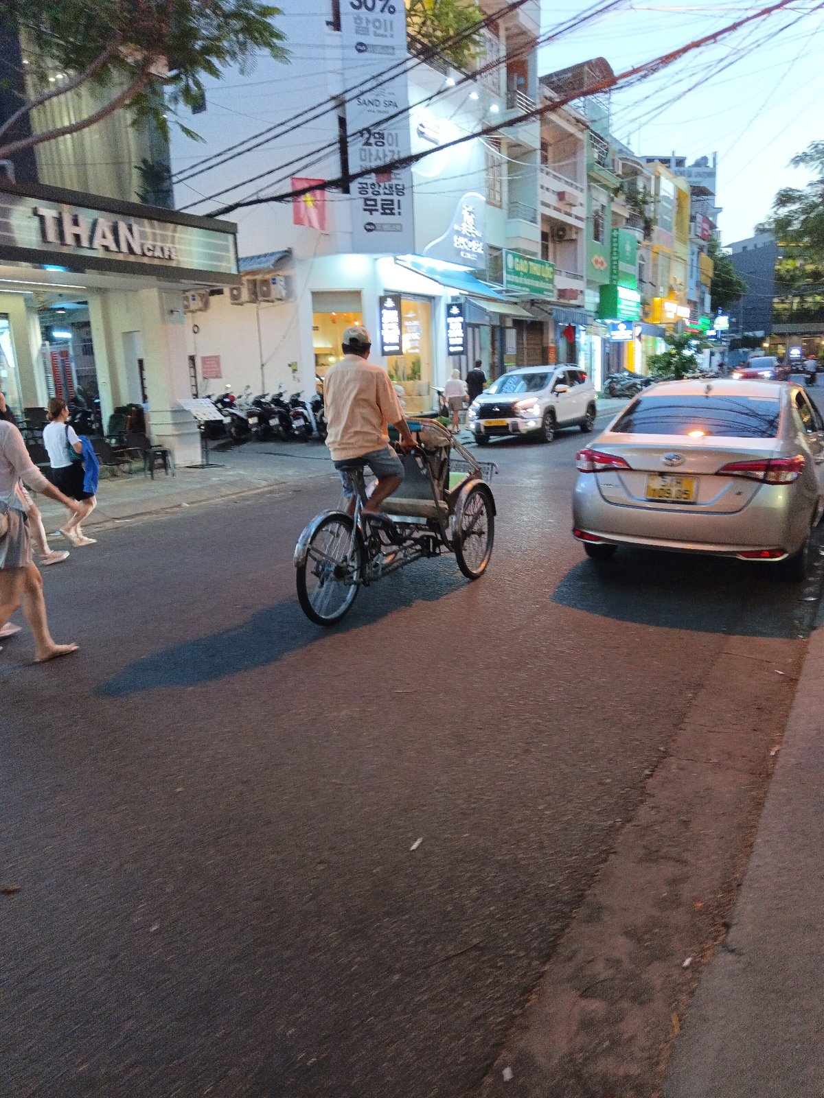 Morning streets, a pharmacy stop, and lunch in Nha Trang
