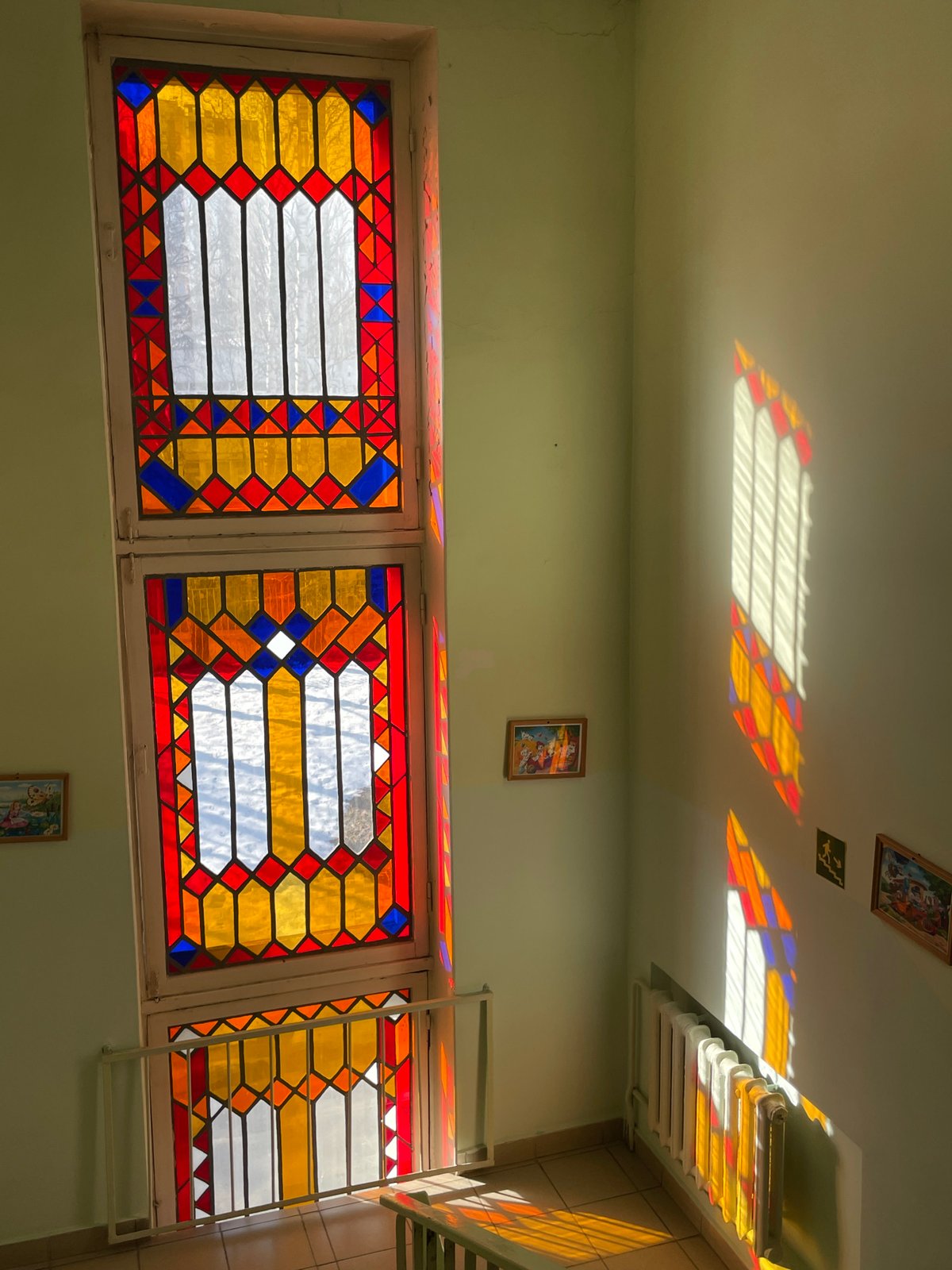 Morning urban scenes documented across Izhevsk, Russia
