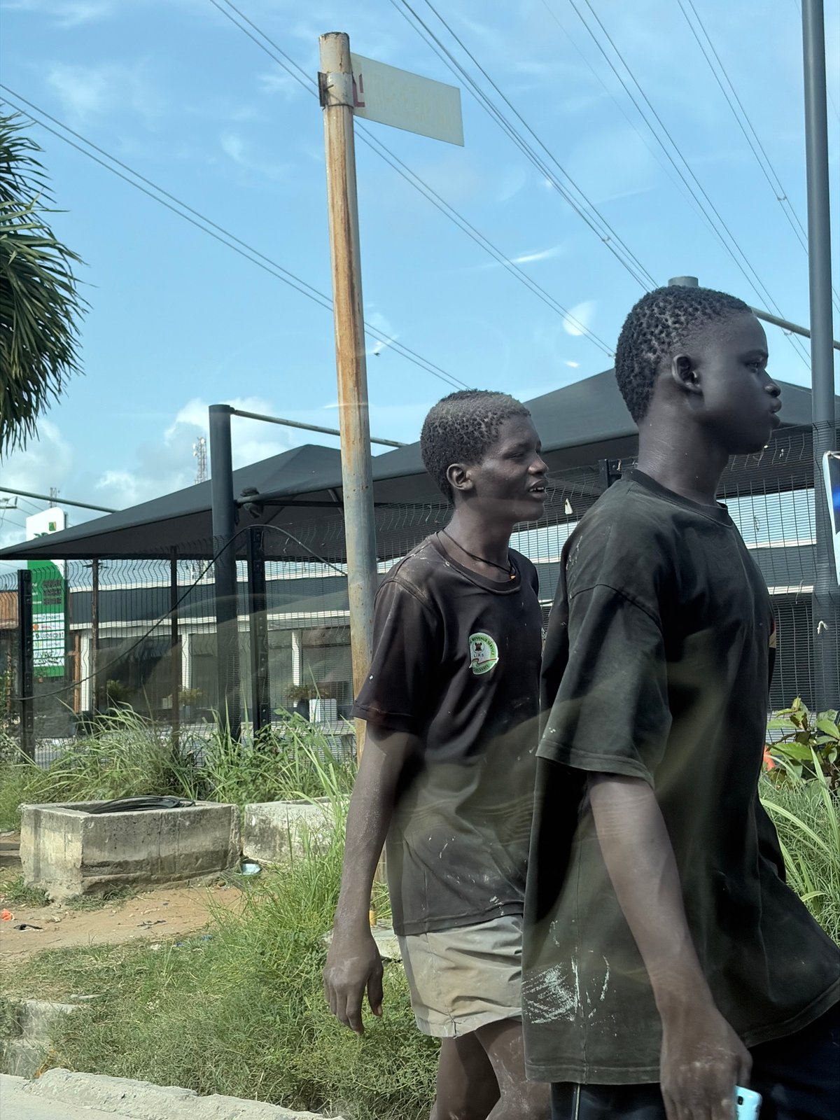 Daily life captured in Alaguntan, Nigeria street scenes