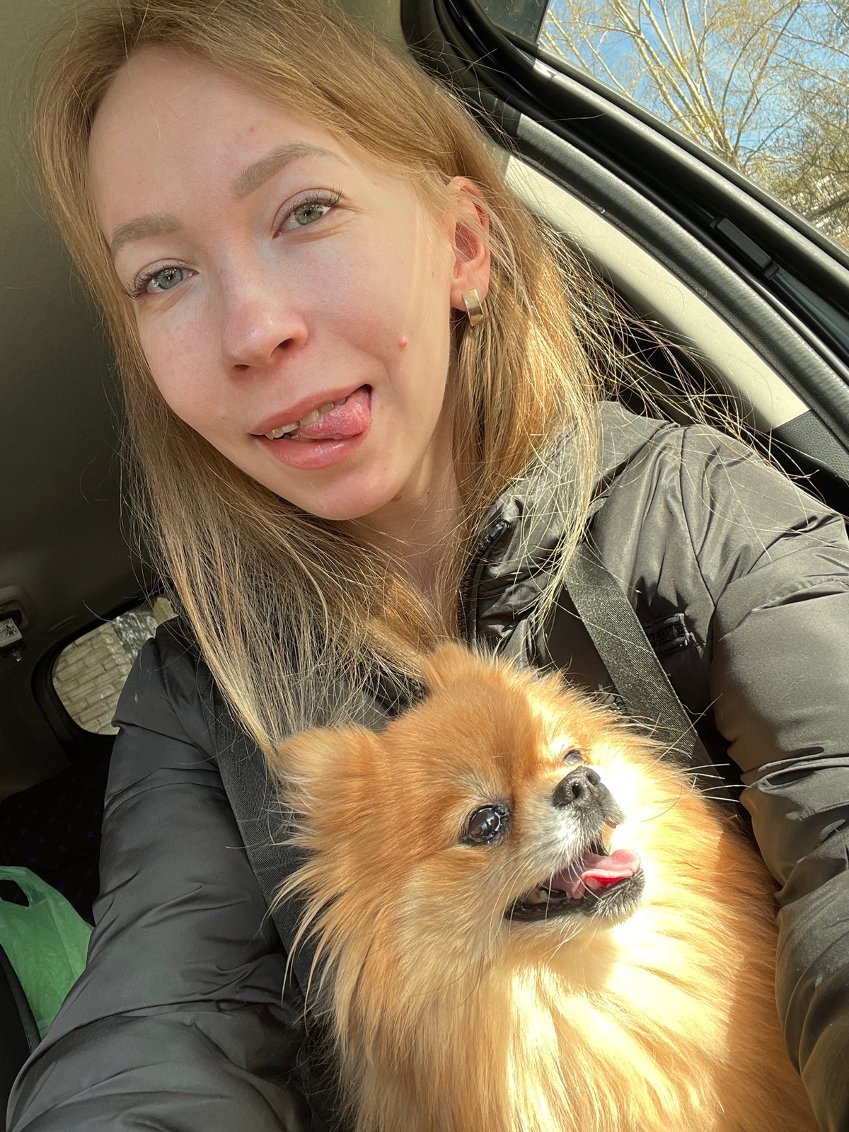 Early morning selfie session documented in Perm, Russia