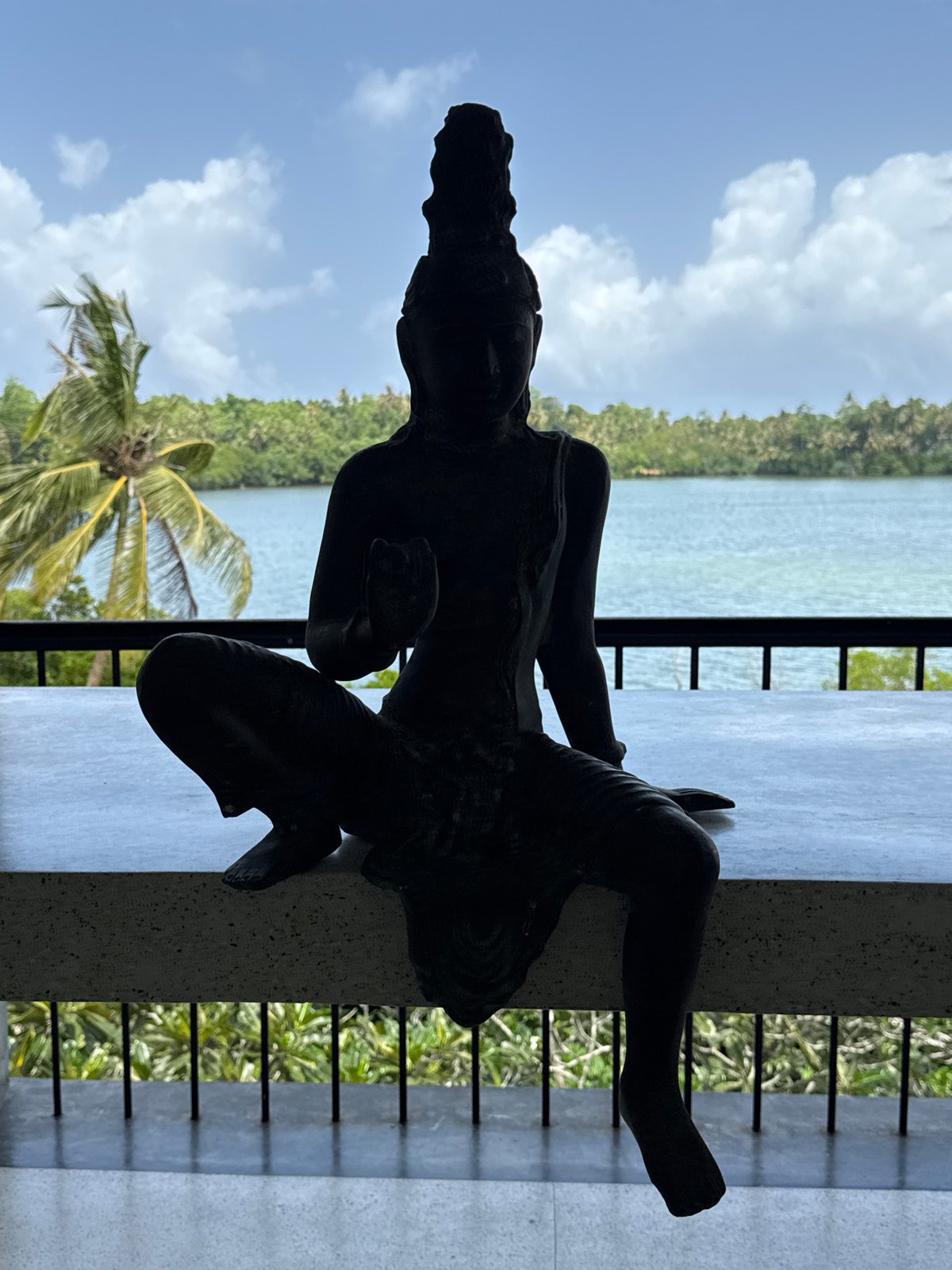 Breakfast and poolside time at a tropical Sri Lanka resort
