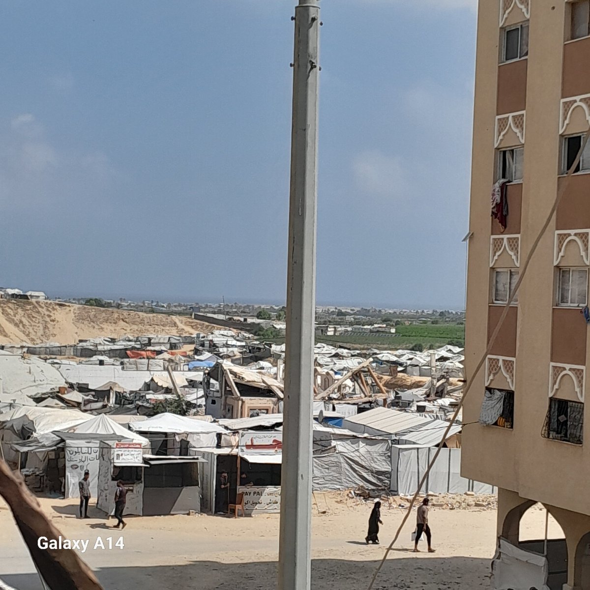 Baking and daily life inside Khan Yunis displacement camp