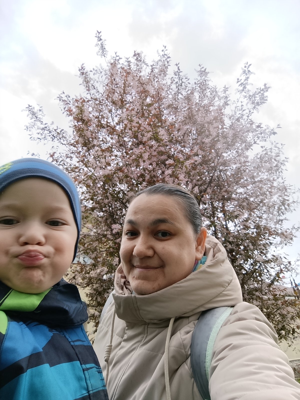 Ordinary life moments captured across Chaikovsky during morning hours
