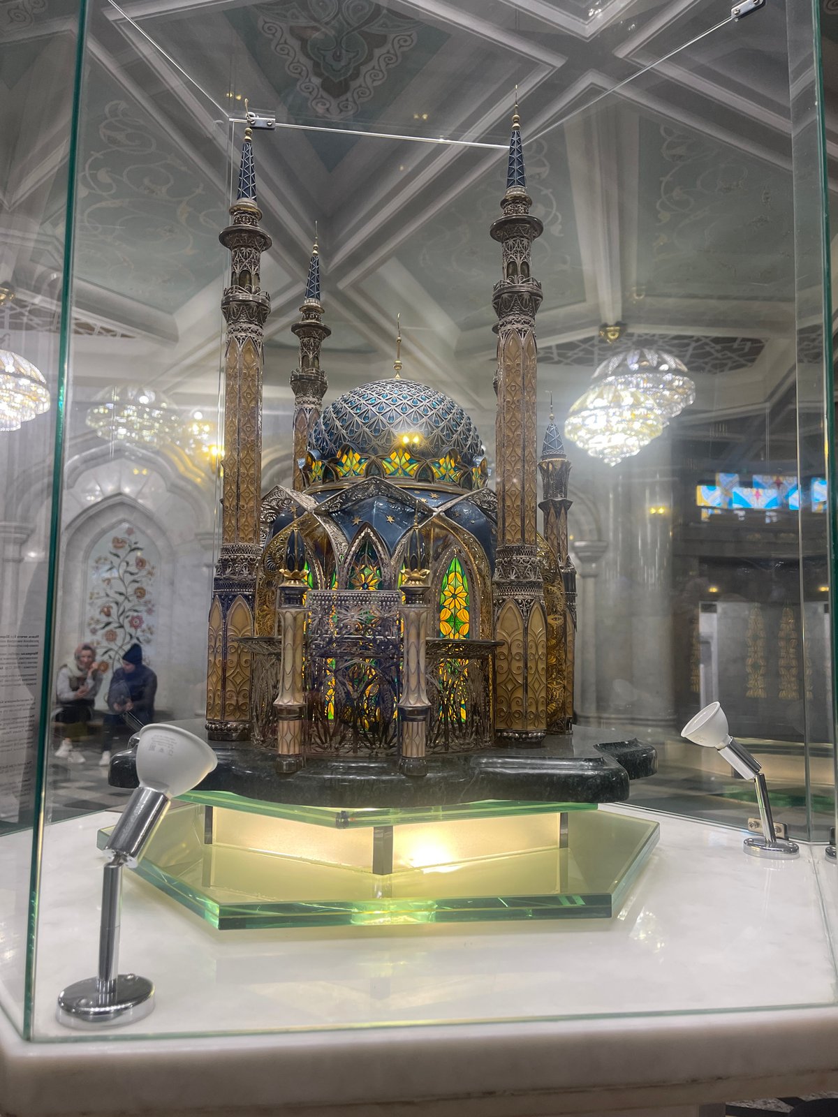 Kul Sharif Mosque model displayed in glass case, Kazan